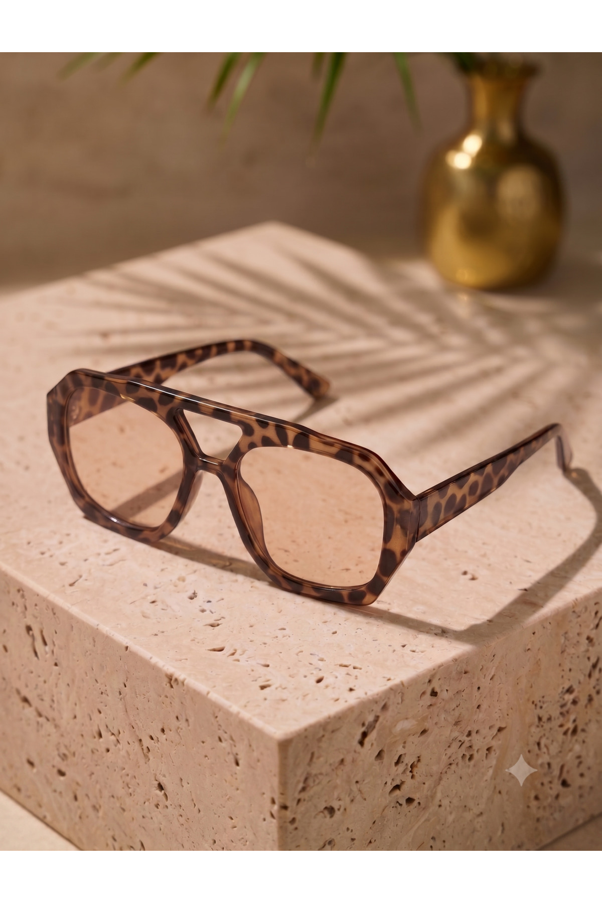 Koi Eyewear Calista Pilot Leopar Çerçeve Nude Cam Güneş Gözlüğü görsel 2