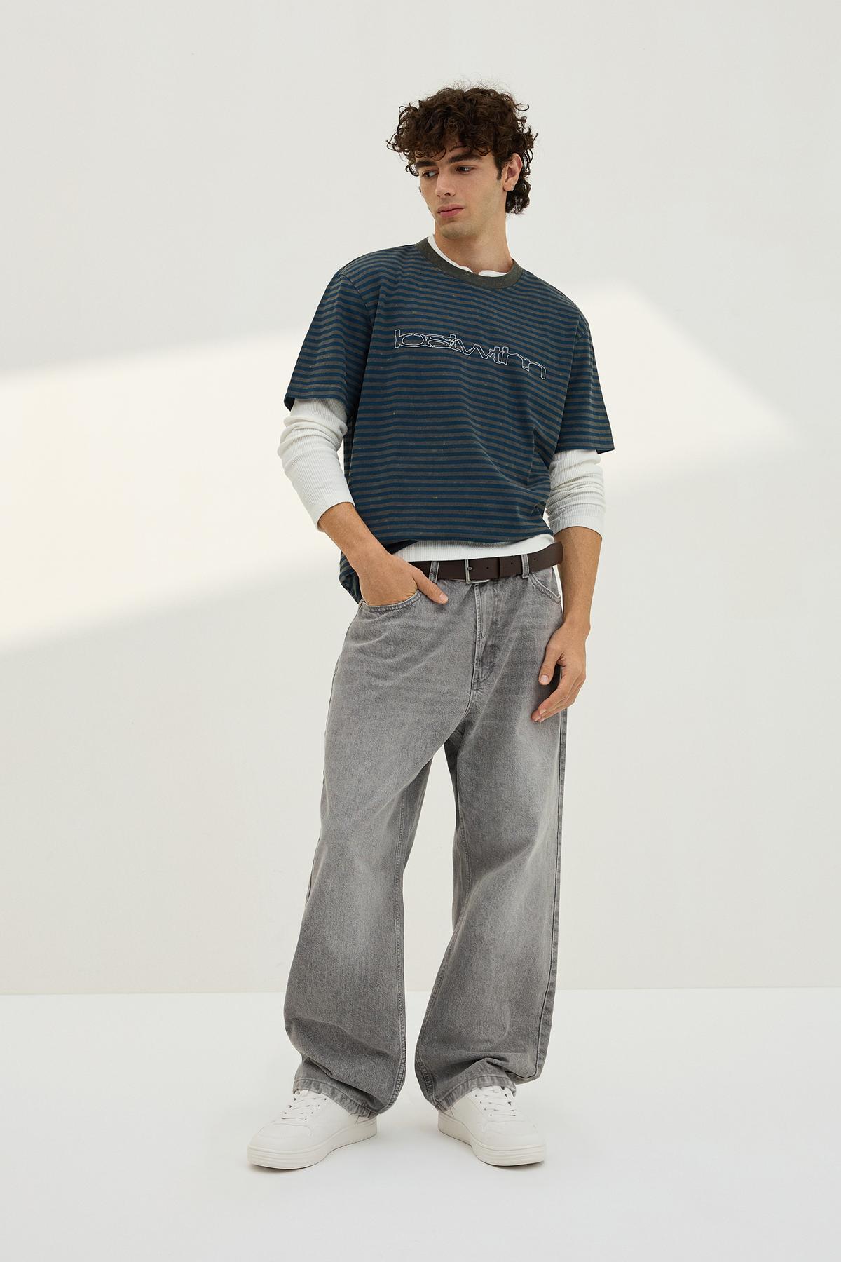 Baggy fit jean