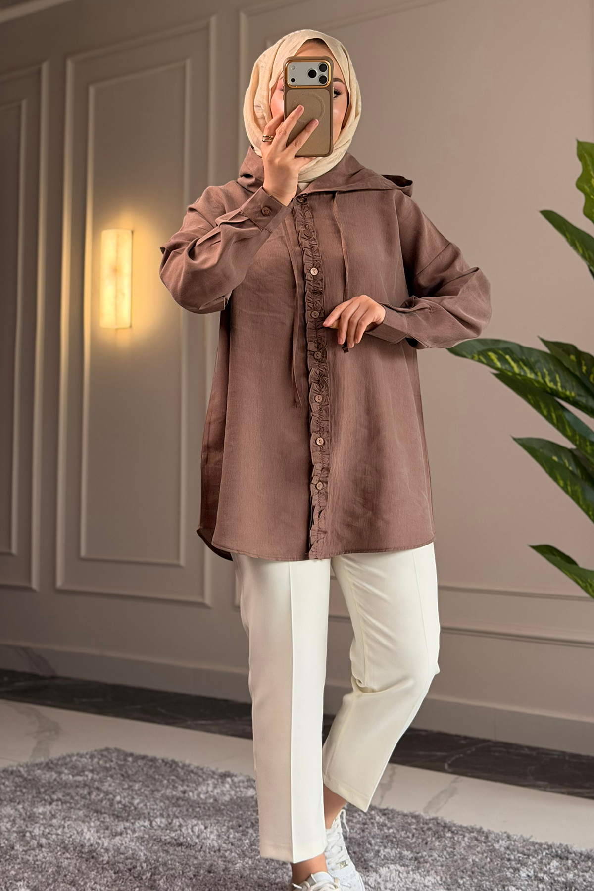 Suede Style  6536- Şık Rahat Fırfır Detaylı Yumuşak Dokuma Kumaş Kadın Kapüşonlu Gömlek - Görsel 4