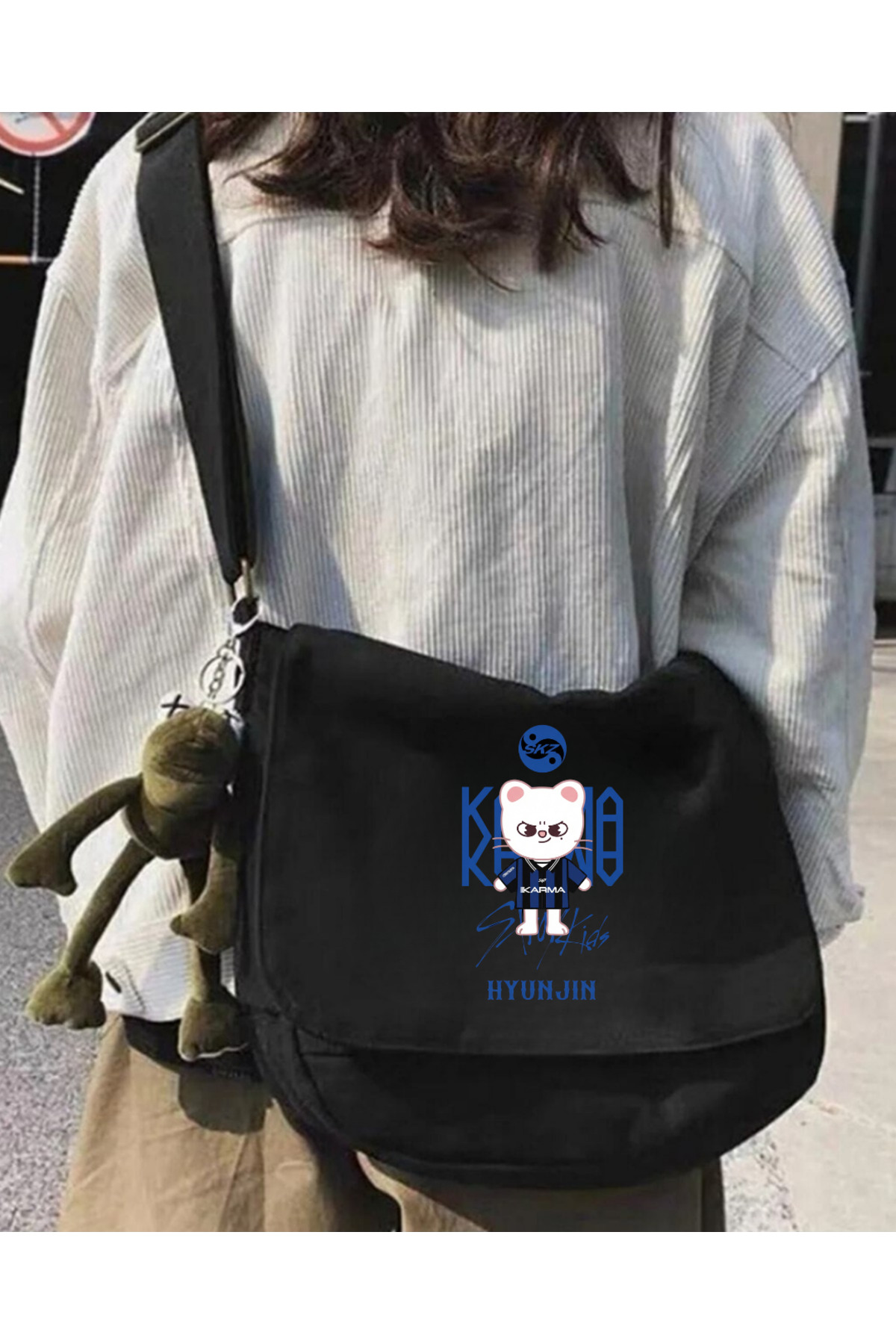 Toum Kpop Serisi Stray Kids Baskılı Unisex Haki Postacı Çantası