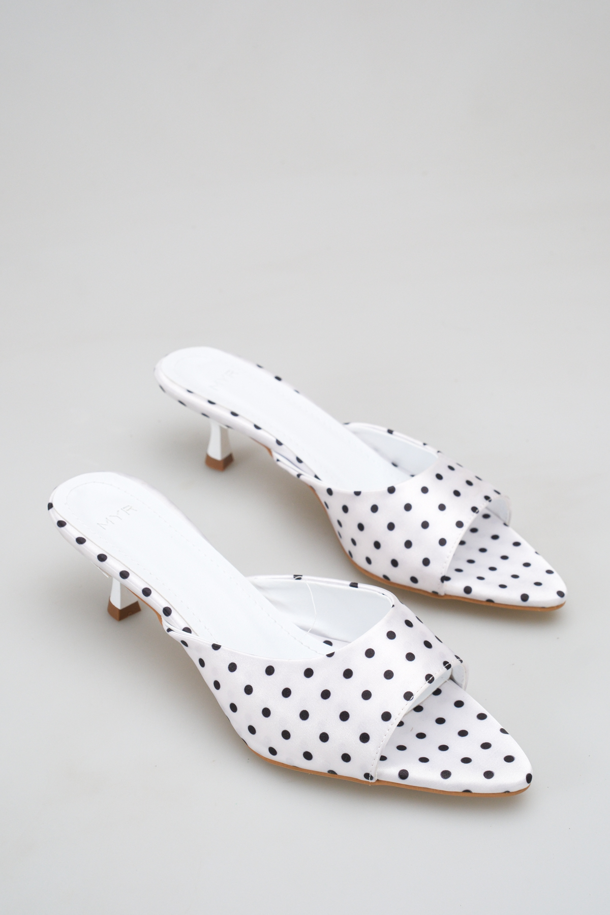 Women Pointed Toe Heels Satin Sandals White Polka Dot