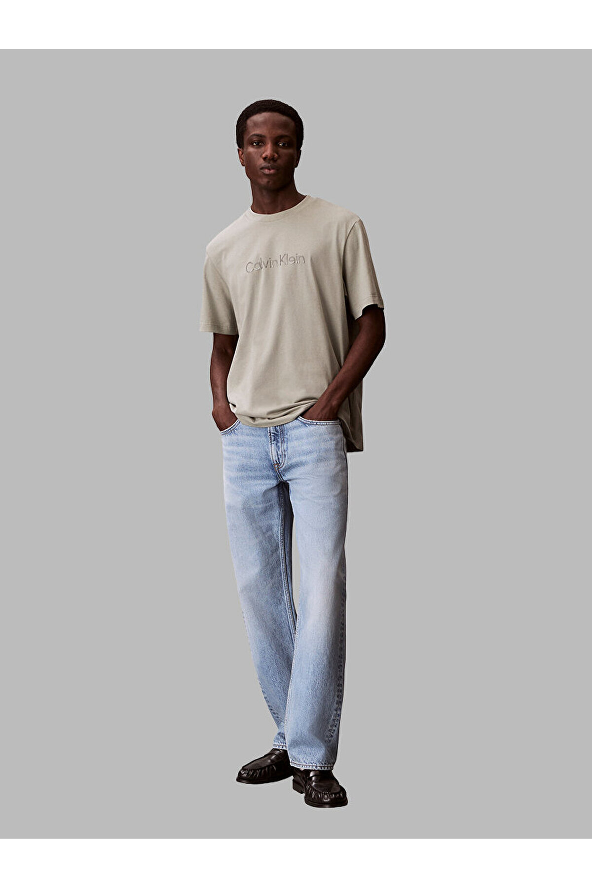تیشرتزنانهCalvin Kleinخاکستری