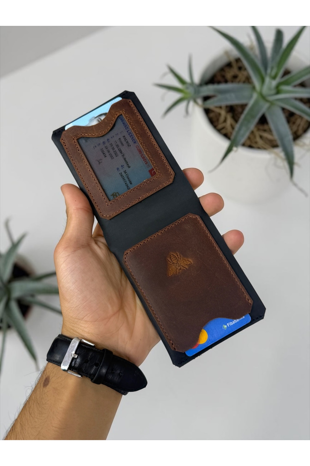 BeeBlack %100 Hakiki Deri CLARK Model Erkek Cüzdan - Mıknatıslı Şık Minimalist Cüzdan görsel 6