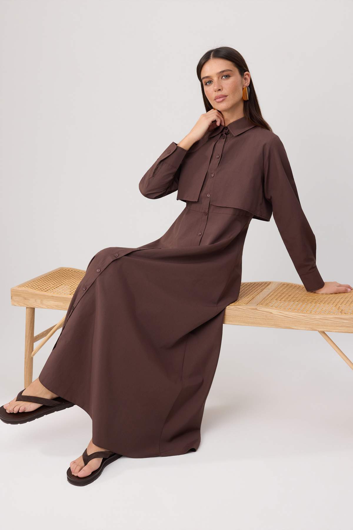 Trendyol Modest Braunes, ungefüttertes, einfarbig gewebtes Kleid & Overall au...