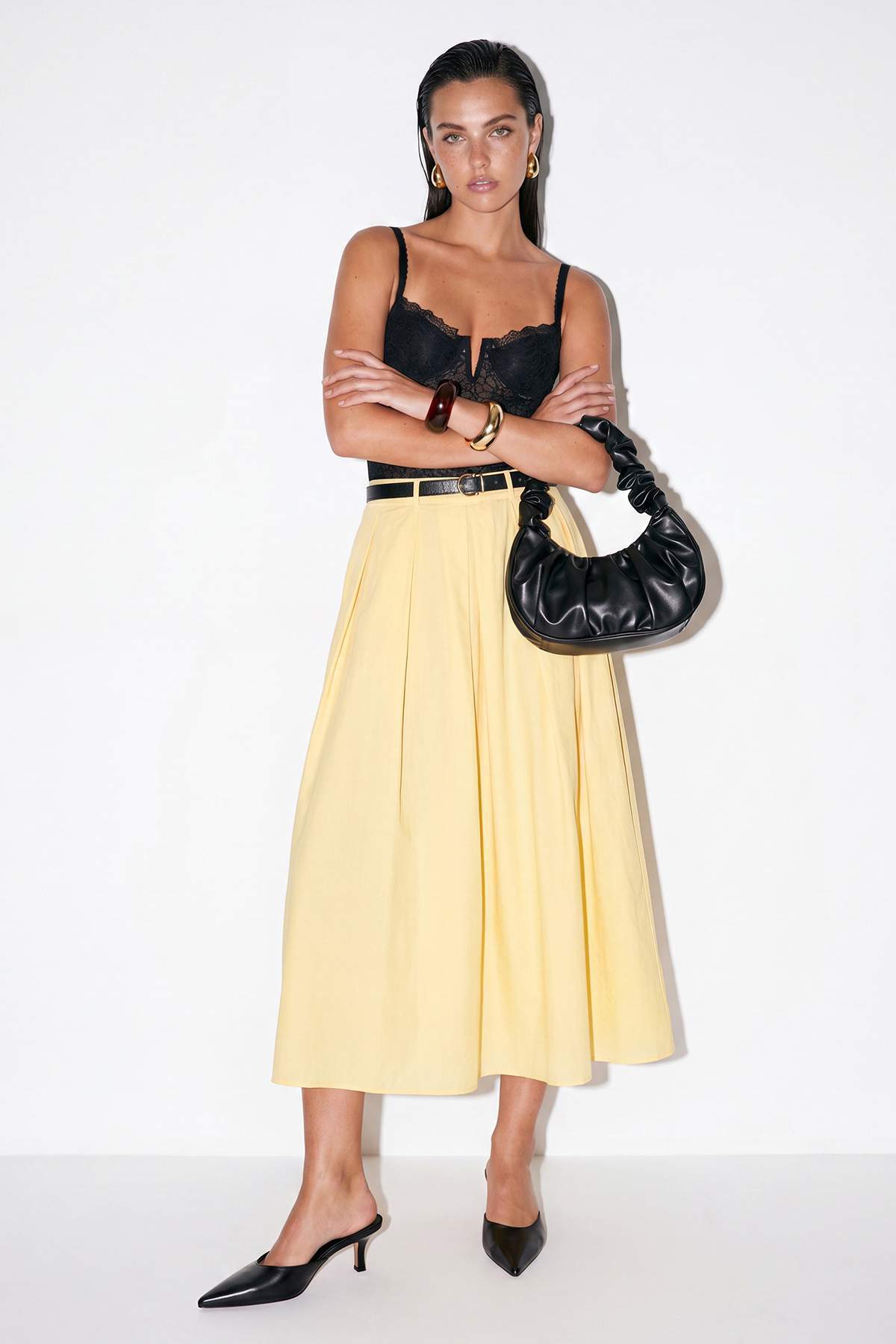 Drop by Trendyolmilla Sarı Pileli Yandan Fermuarlı Dokuma Etek TDRSS26ET00067