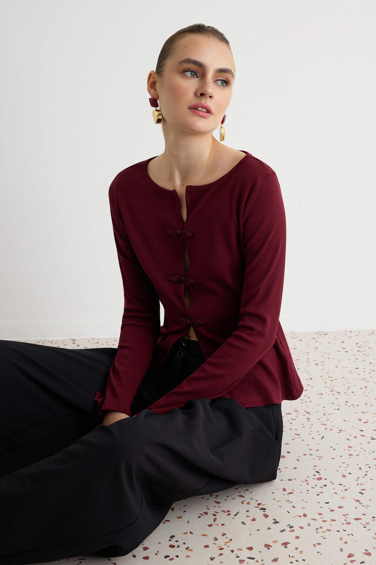 Trendyolmilla Bordo Düz Fitted Havuz Yaka Standart Kol Uzun Regular Kaşkorse Örme Bluz TWOAW27BZ00102