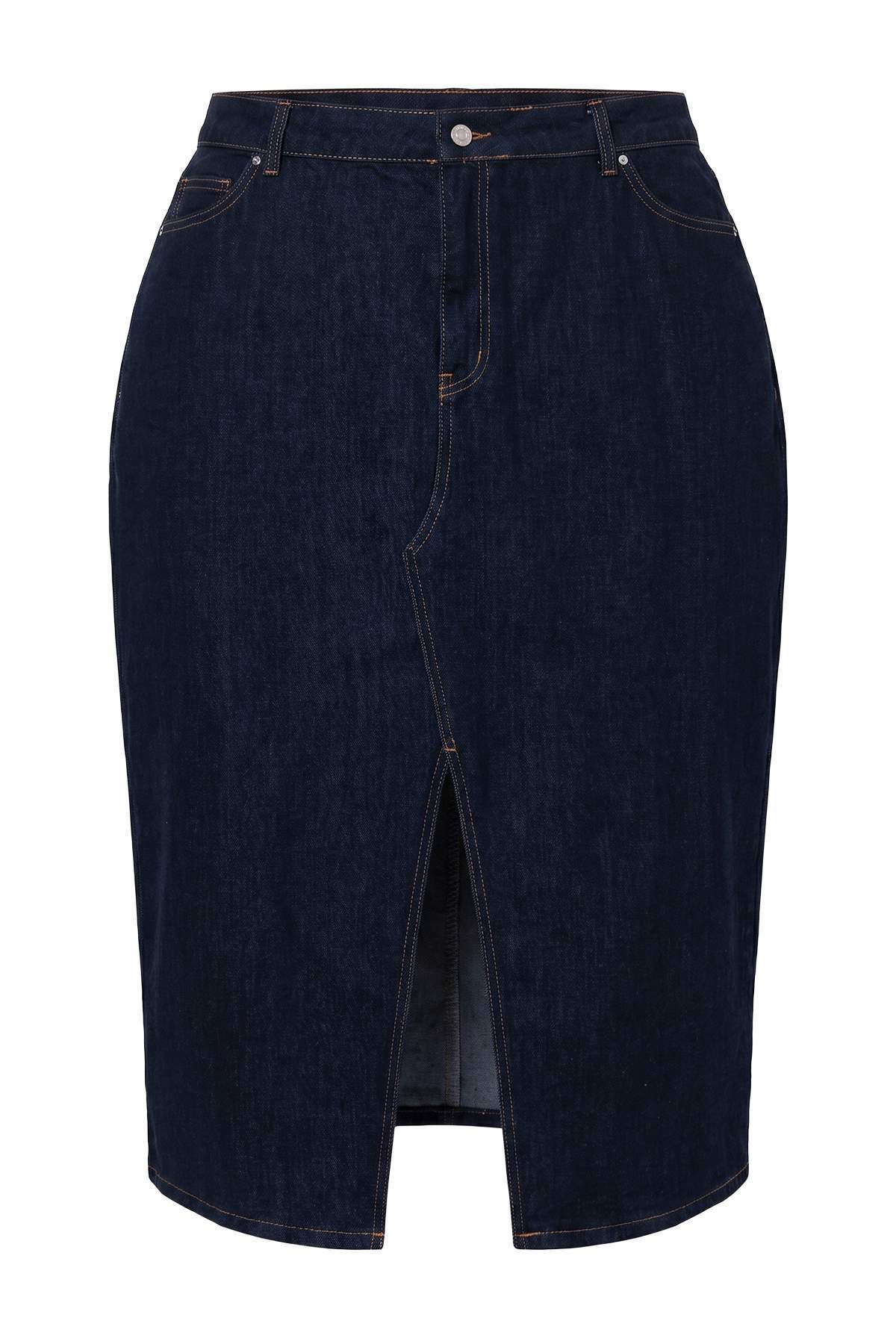 Trendyolmilla Curve Koyu Mavi Yırtmaçlı Maxi Denim Etek TBBAW27AZ00002