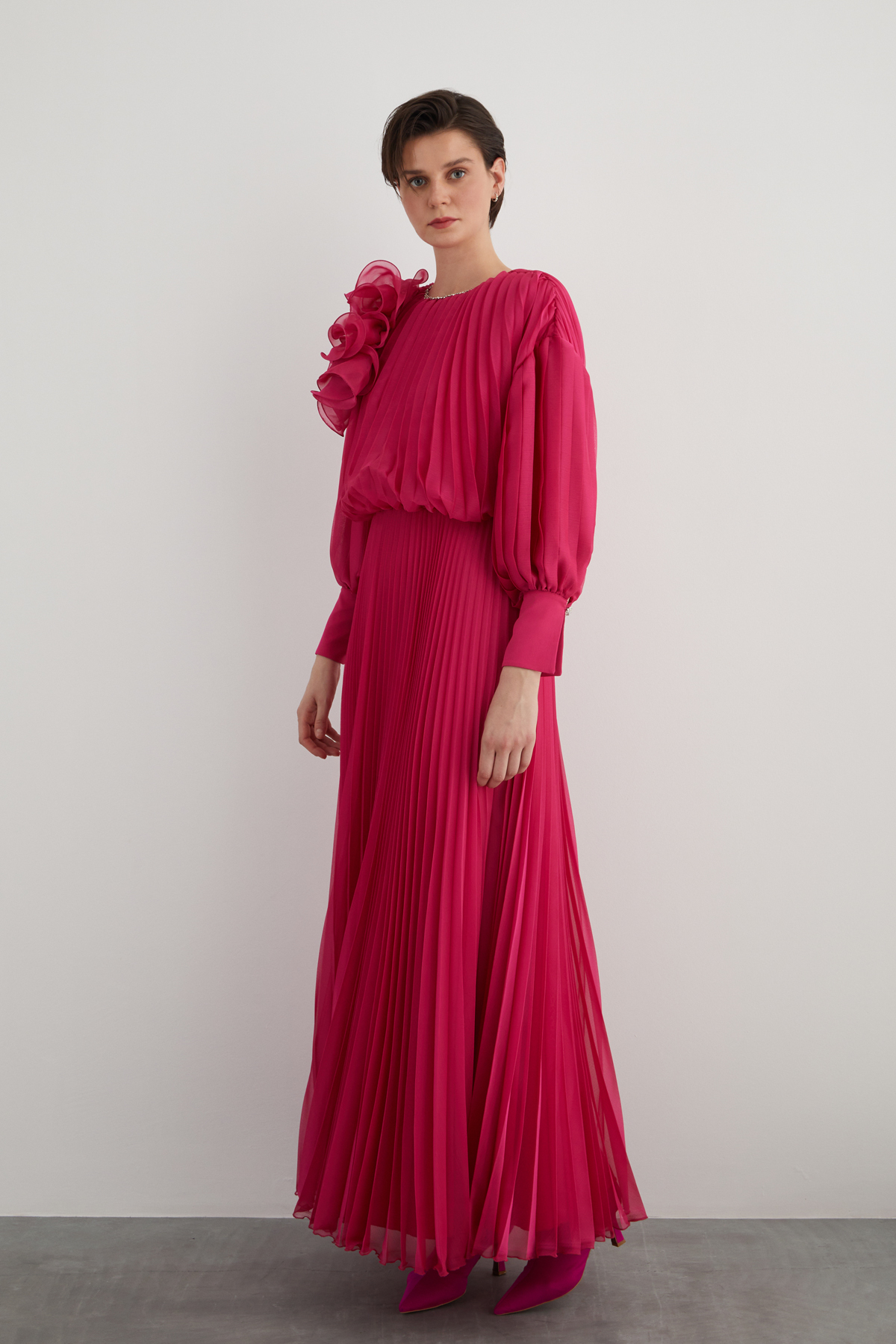 Balloon Sleeve Detailed Long Chiffon Pink Dress