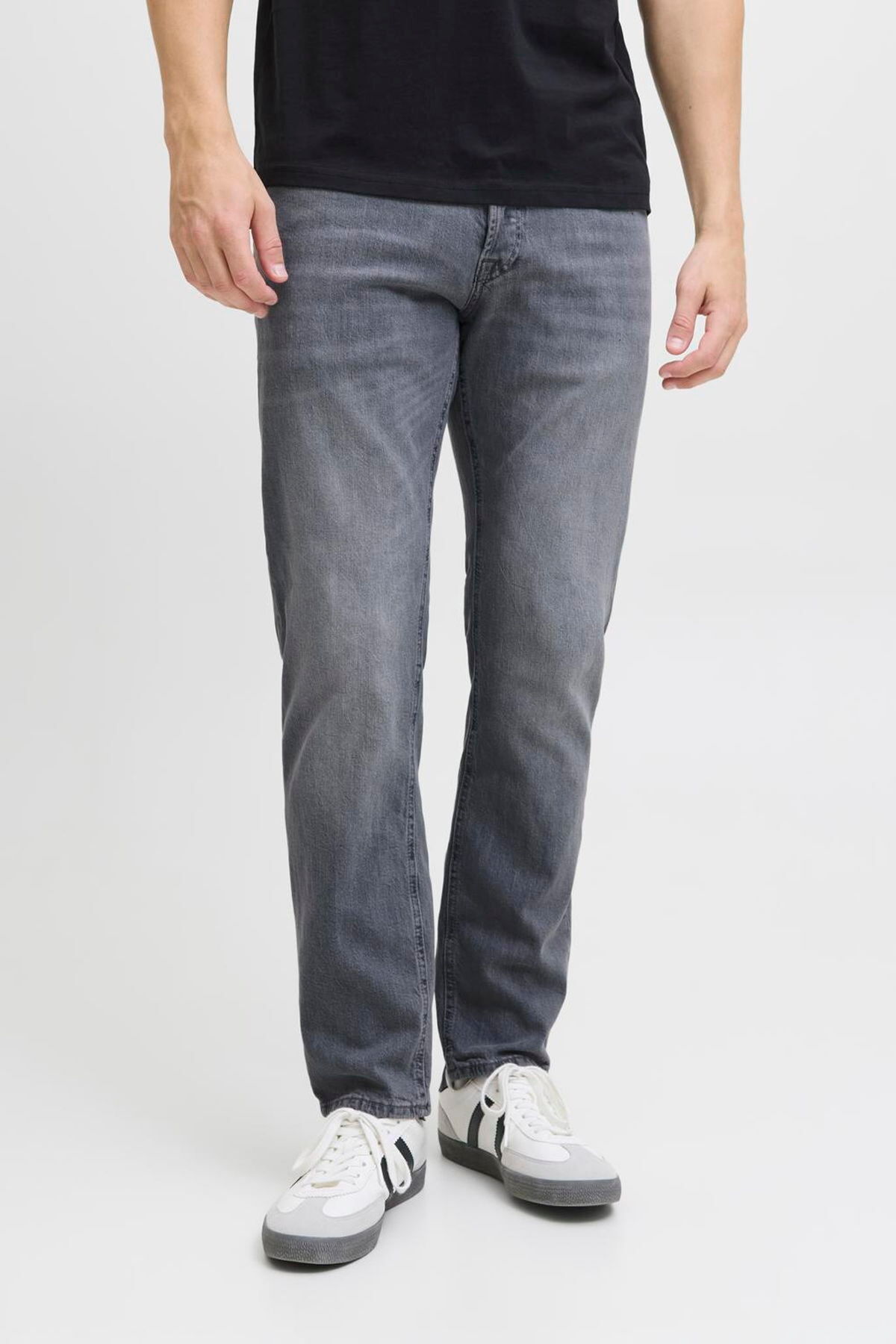 شلوار جین مردانه مدل مخروطی - مایک جک اند جونز شلوار جین Jack & Jones
