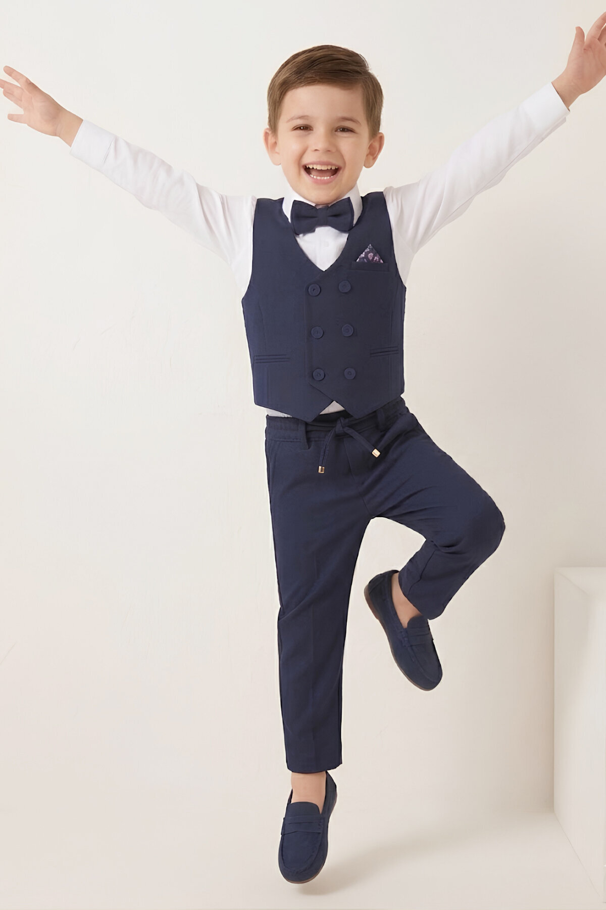 MODANINO Boy's 4-Piece Vest Set (Pants+Shirt+Vest+Bow Tie) 12661B