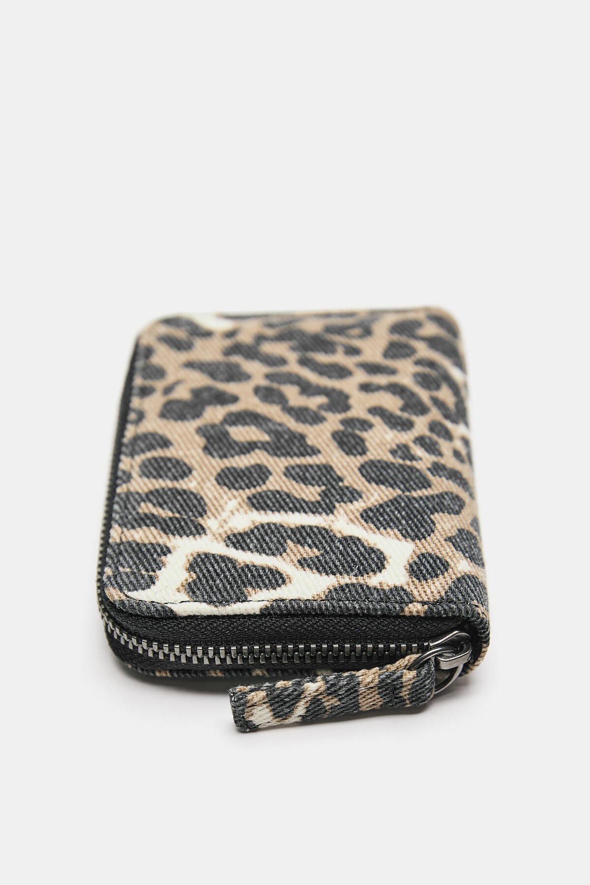 Pull & Bear Leopar desenli cüzdan görsel 4
