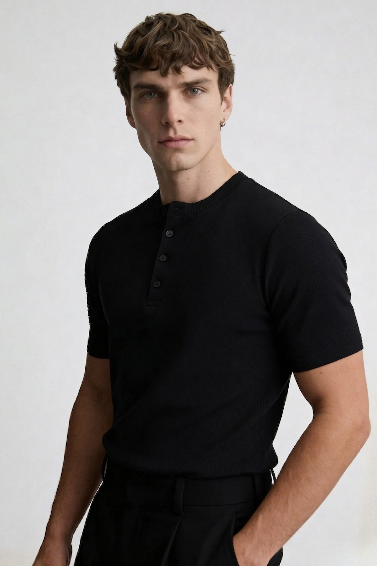 ATE STUDIOS Henley Yaka Dar Kesim Kısa Kol Erkek Loose Fit Tişört
