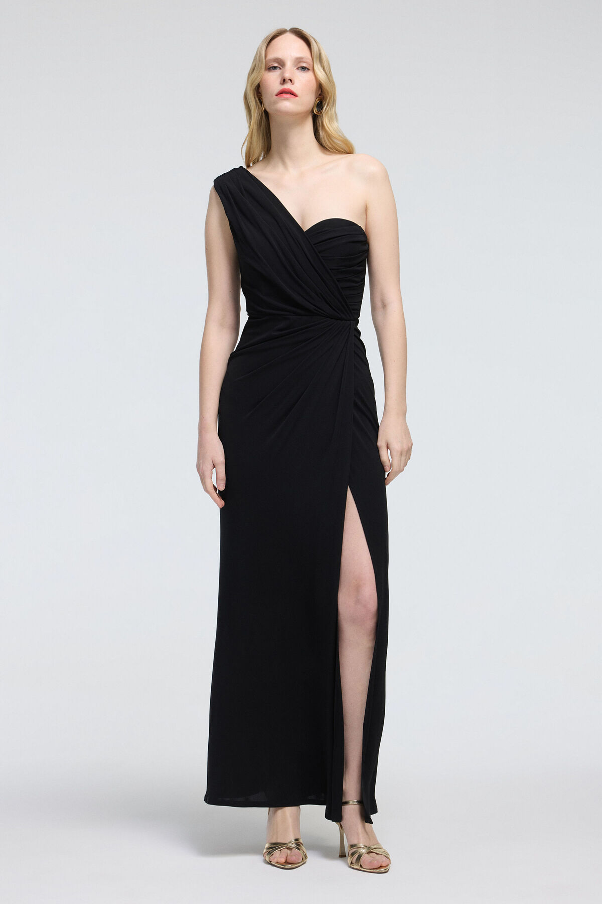Ruched Slit Knitted Dress