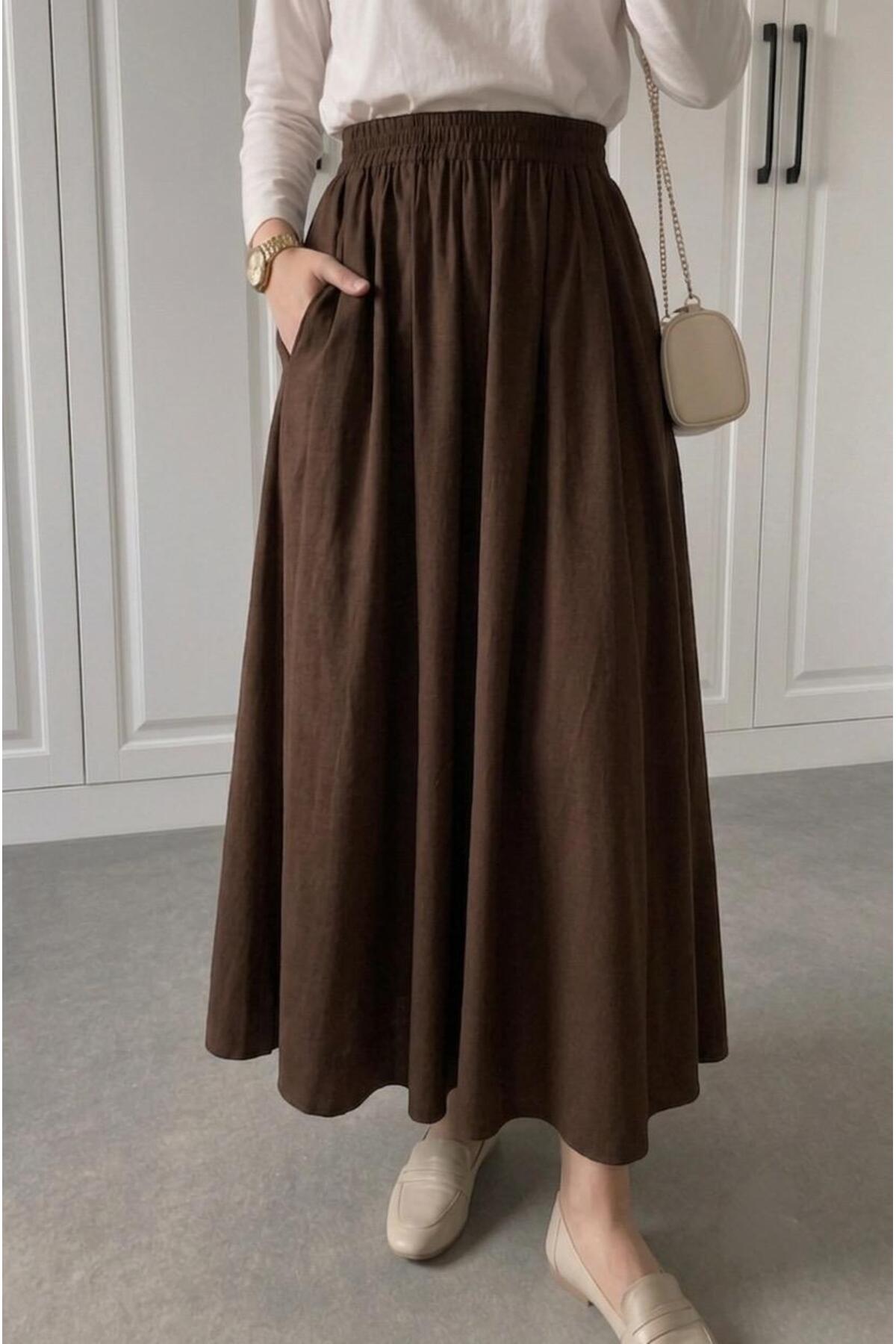 ECEYLÜL MODA Siyah Cepli Kloş Skuba Krep Etek - Rahat ve Şık Kombinler İçin İdeal görsel 2