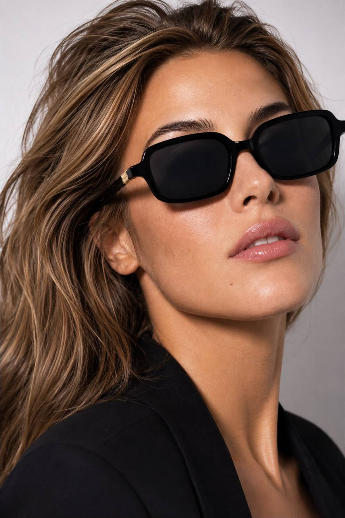 PREMİUM SUNGLASSES, THE SIGNATURE OF TIMELESS ELEGANCE