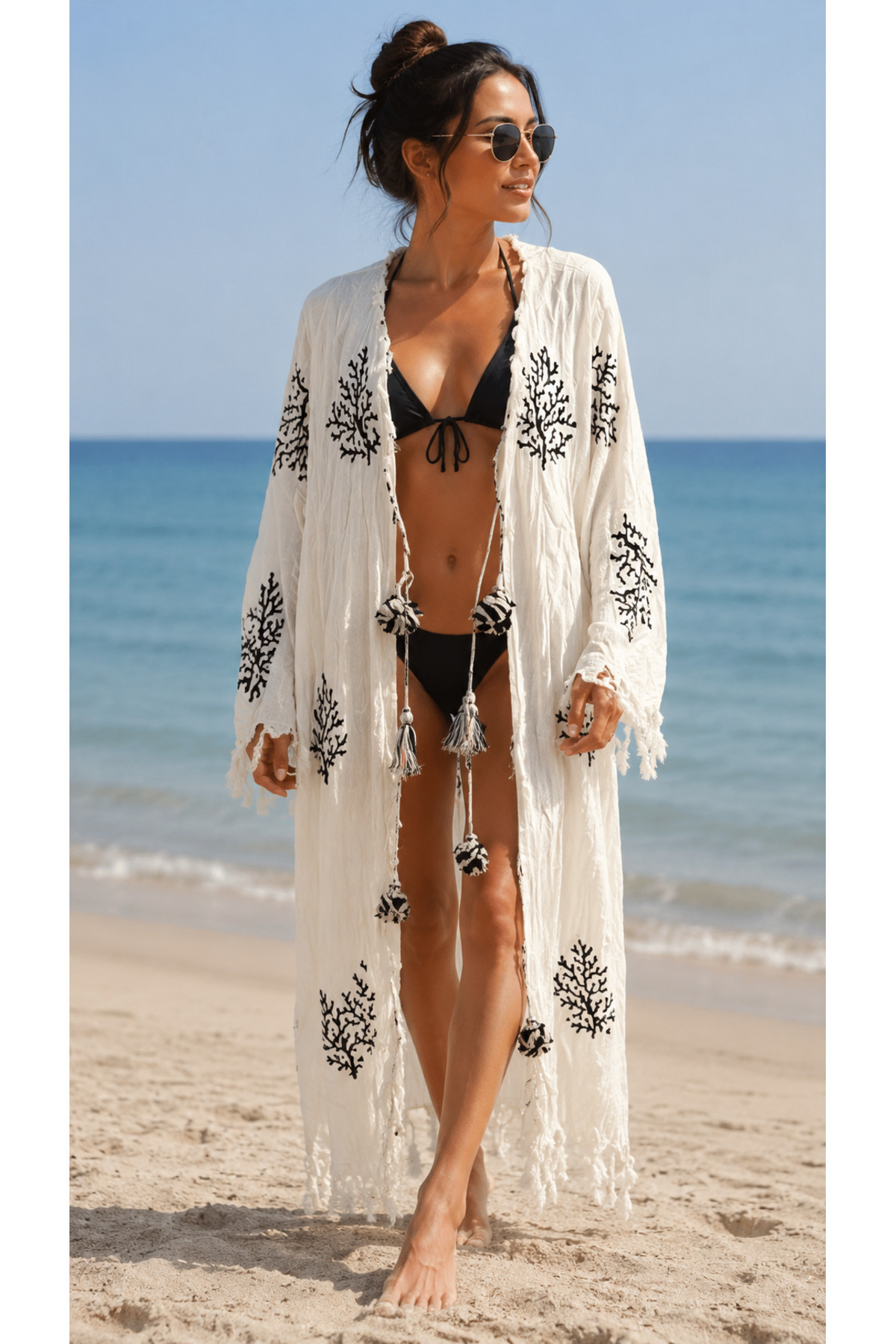 Kadın Beyaz Siyah Desenli Uzun Püsküllü Otantik Kimono Pareo