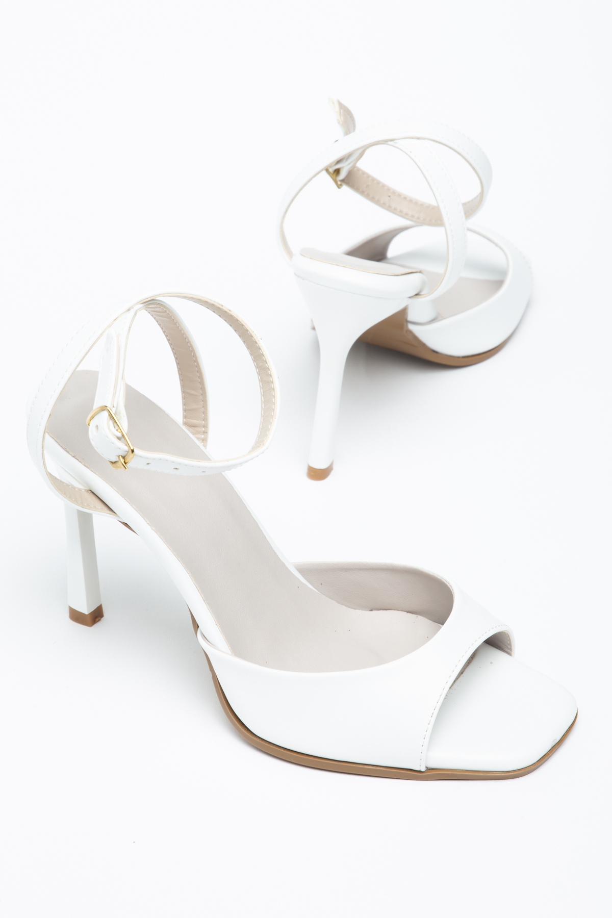 Lesley Women's Single Band White Cross Shoes