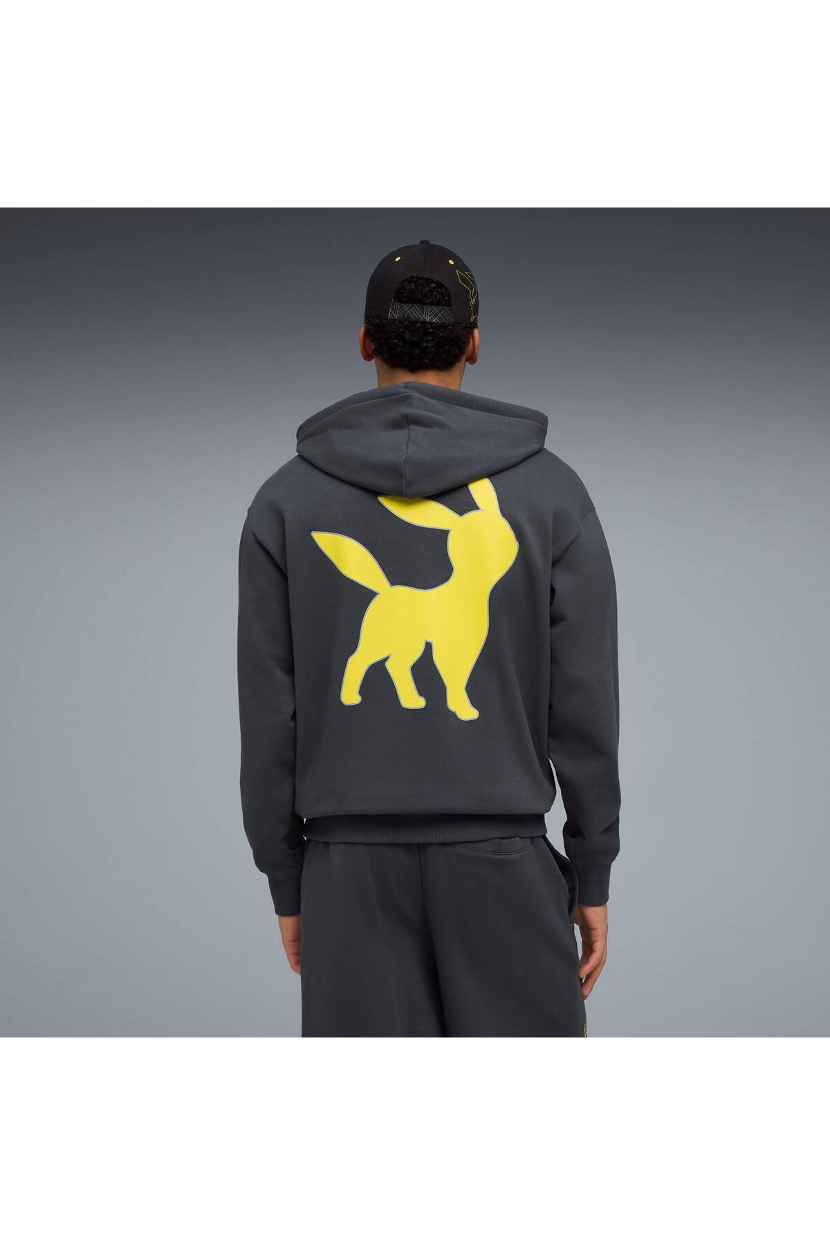 Puma x POKÉMON GRAPHIC Erkek Geniş Kesim Kapüşonlu SWEATSHIRT görsel 3
