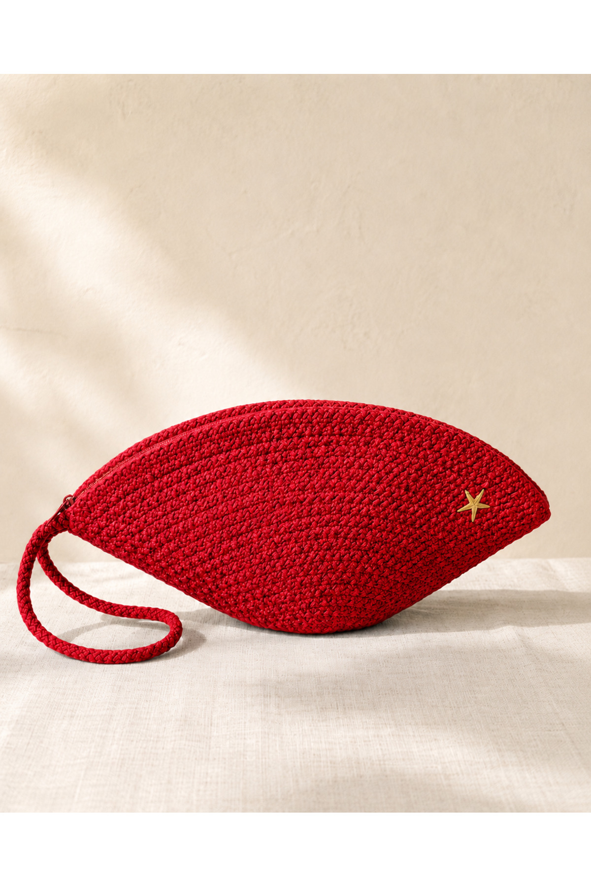Naspar Kırmızı Renk Dikişli Hasır El Çantası Günlük Kullanım Kadın Clutch Çanta 30x15x15 cm | Fermuarlı, Deniz Yıldızı Aksesuarlı görsel 2