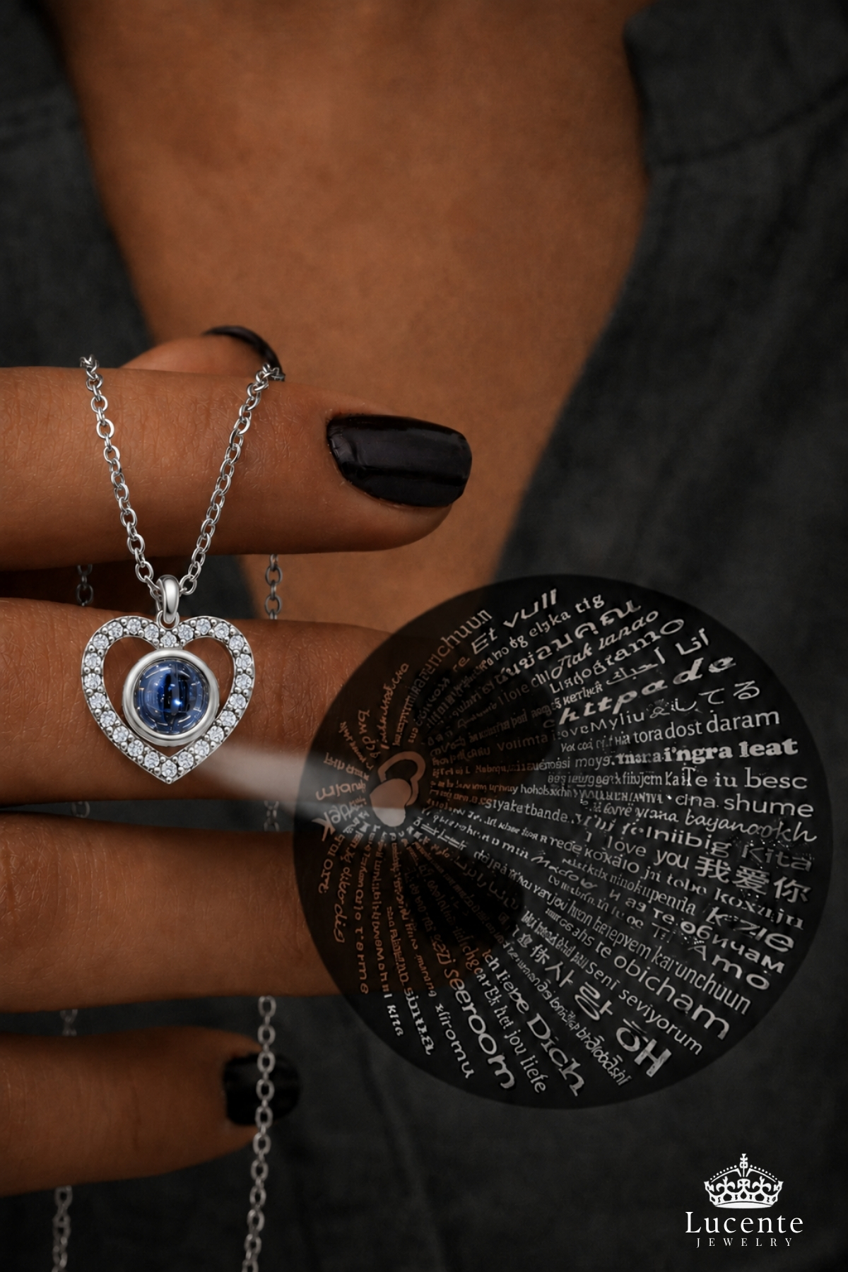 Lucente Jewellery 925 Ayar Kalbin Işığı Özel Tasarım 100 Dilde Seni Seviyorum Yazan Kalpli Kararma Karşıtı Rodyum Güçlendirme Gümüş Özel Gün Hediyesi Projeksiyon Sonsuz Aşk Simgesi 45 Cm Zincir Küpe Hediyeli Kalp Kolye görsel 5