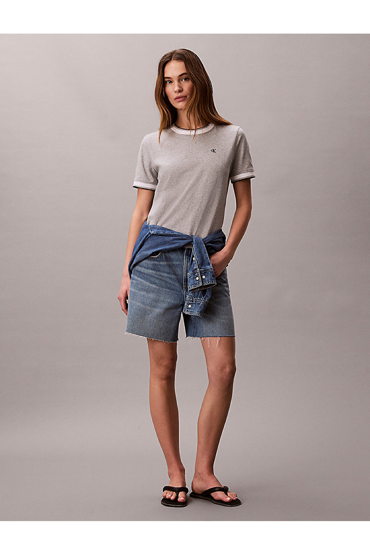 تیشرتزنانهCalvin Kleinخاکستری