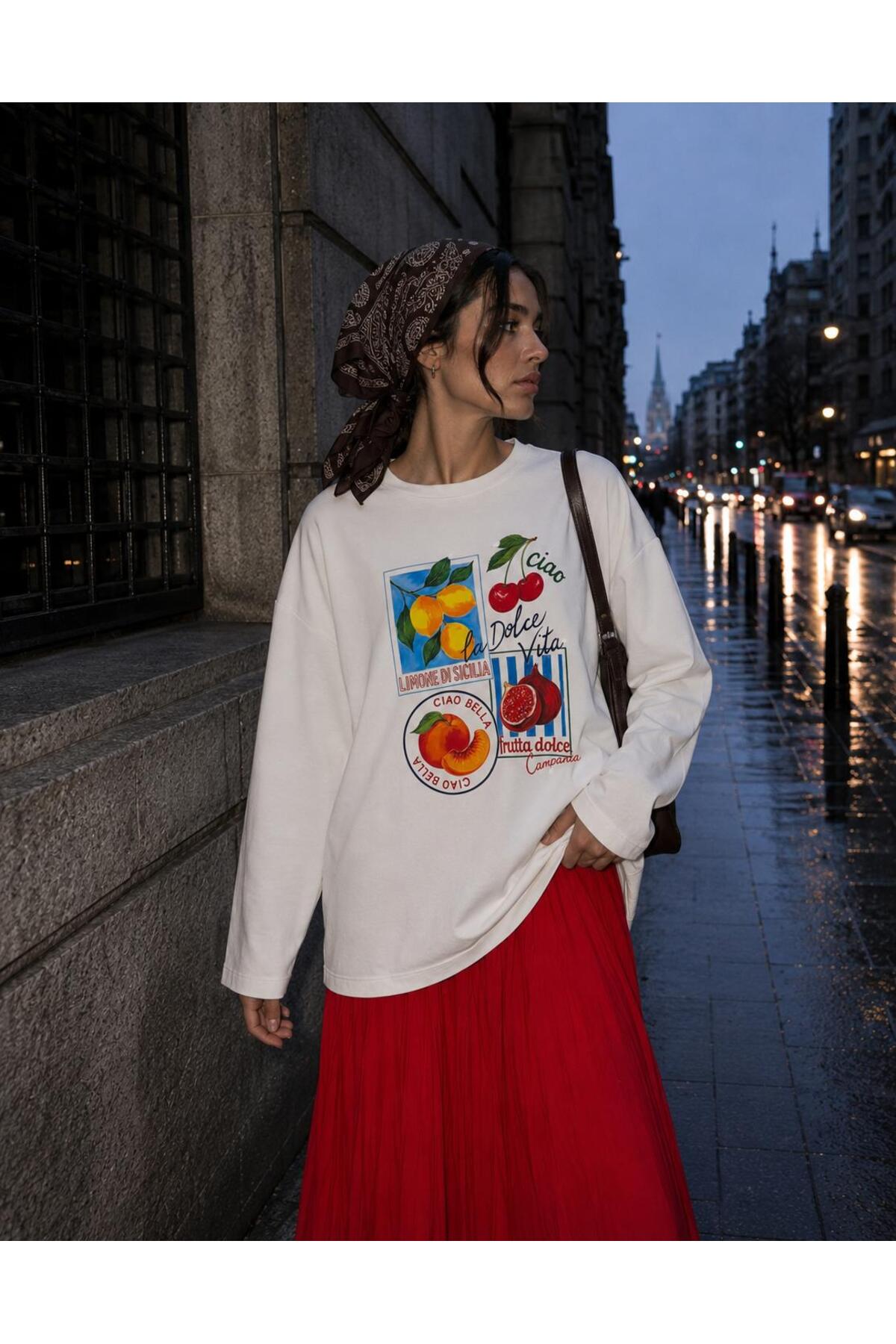 Hira Clothing Beyaz Dolce Vita Baskılı Tesettüre Uygun Uzun Kollu Pamuklu T-Shirt\Bluz görsel 3