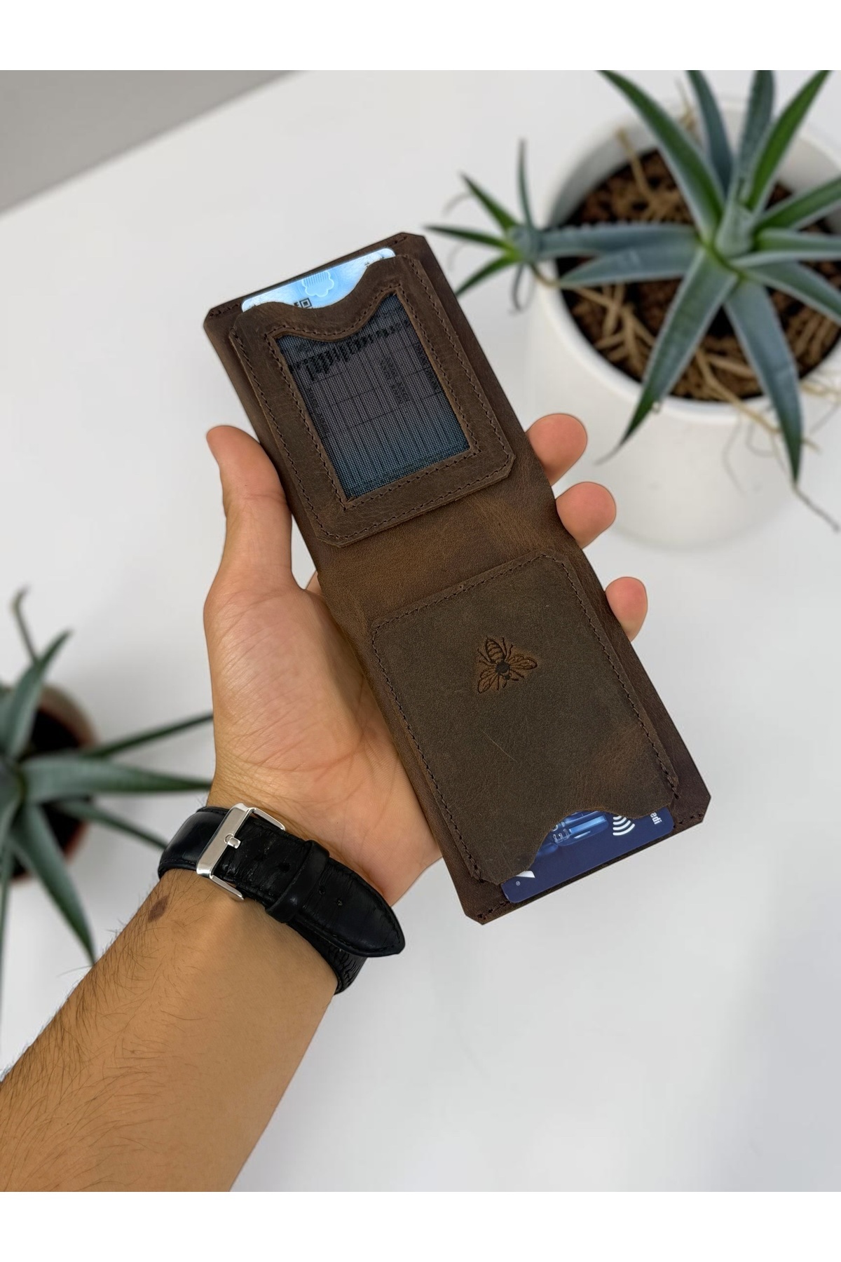 BeeBlack %100 Hakiki Deri CLARK Model Erkek Cüzdan - Mıknatıslı Şık Minimalist Cüzdan görsel 4