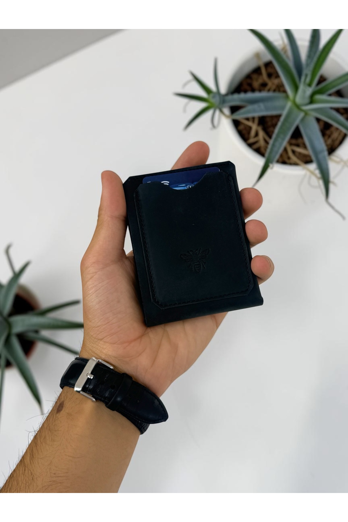 BeeBlack %100 Hakiki Deri CLARK Model Erkek Cüzdan - Mıknatıslı Şık Minimalist Cüzdan görsel 4