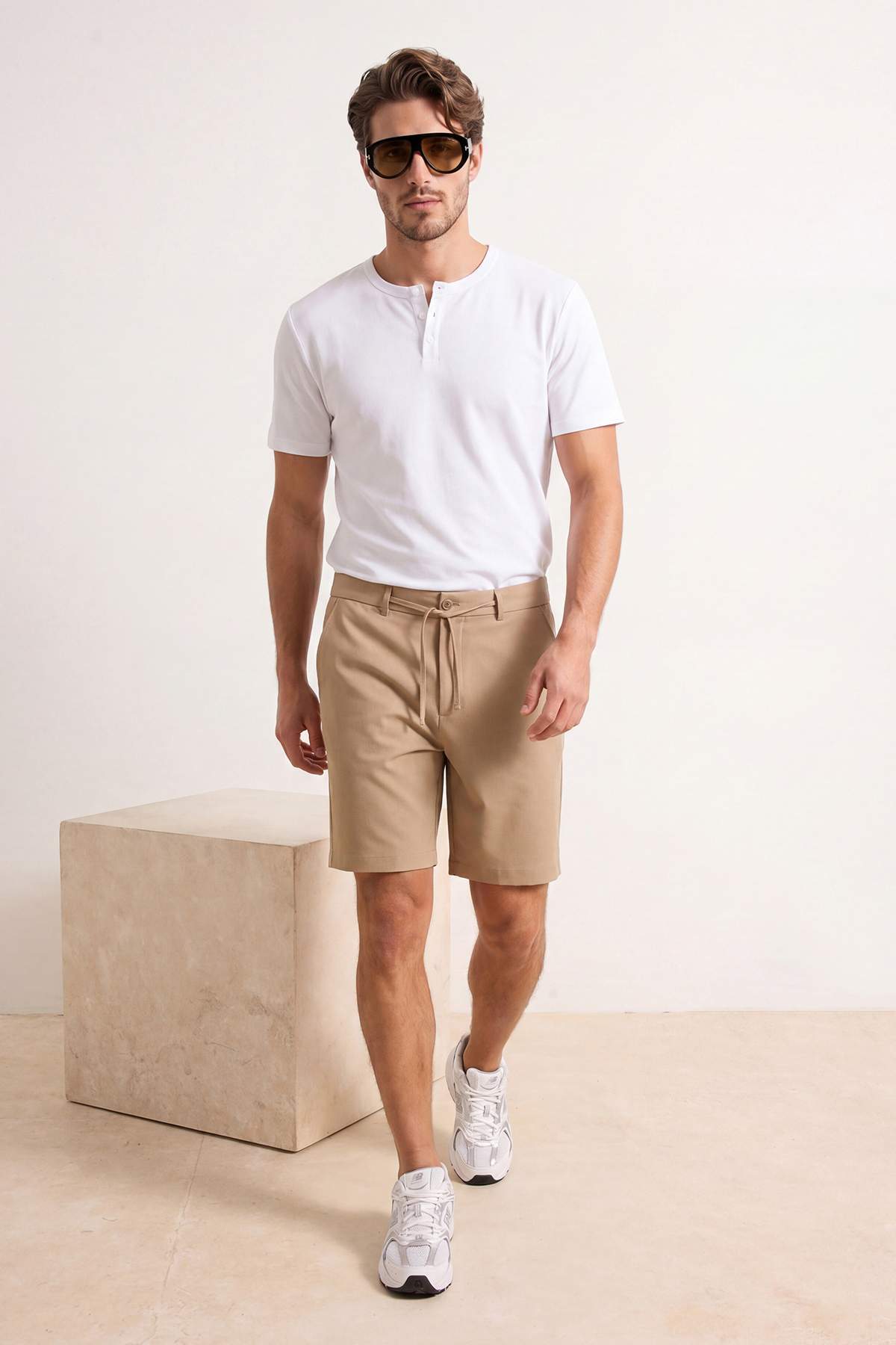 Trendyolmilla Man Bej Şort & Bermuda TMNSS26SR00022