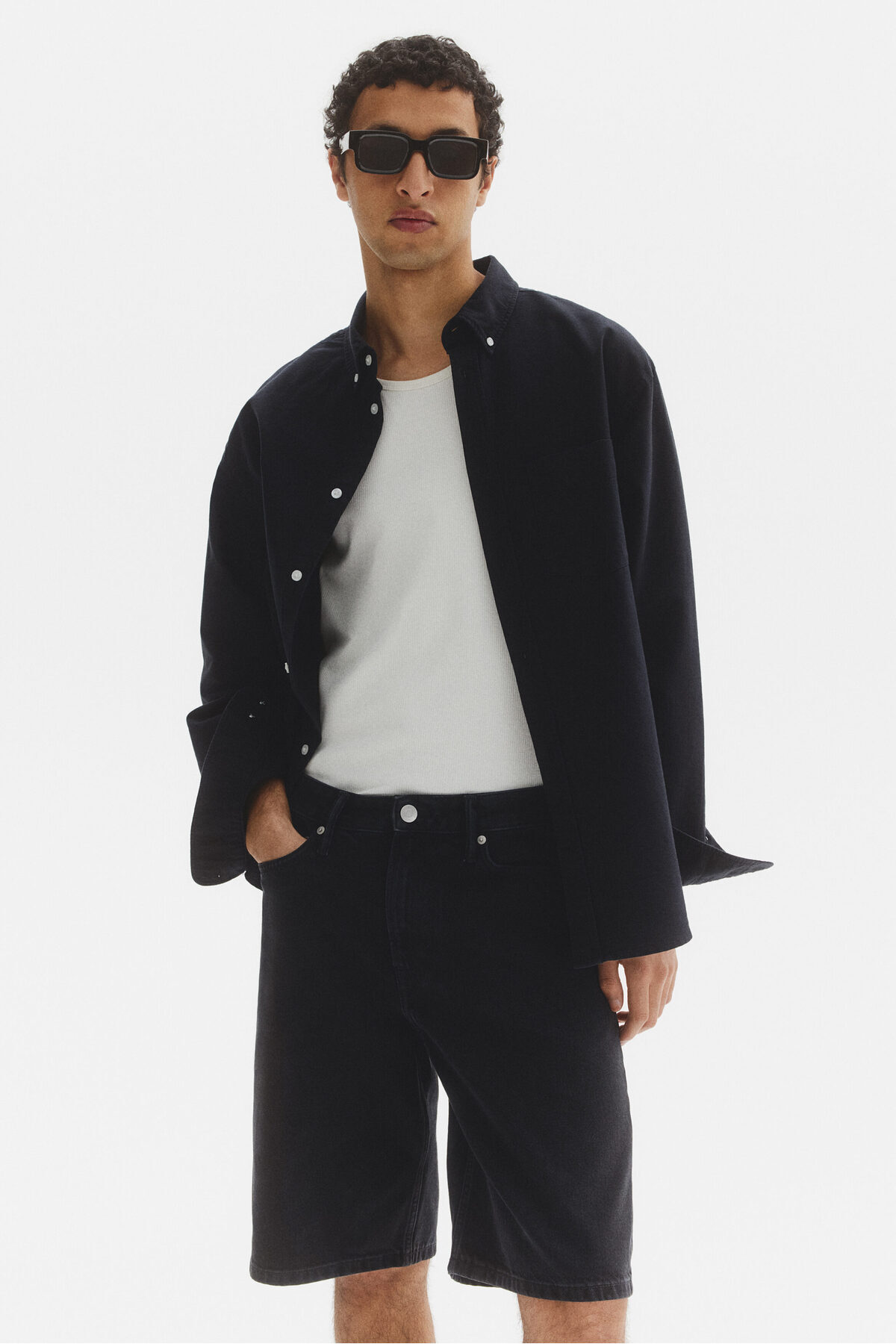 شلوارک جین راحت و فیت اچ اند ام شلوارک برمودا H&M