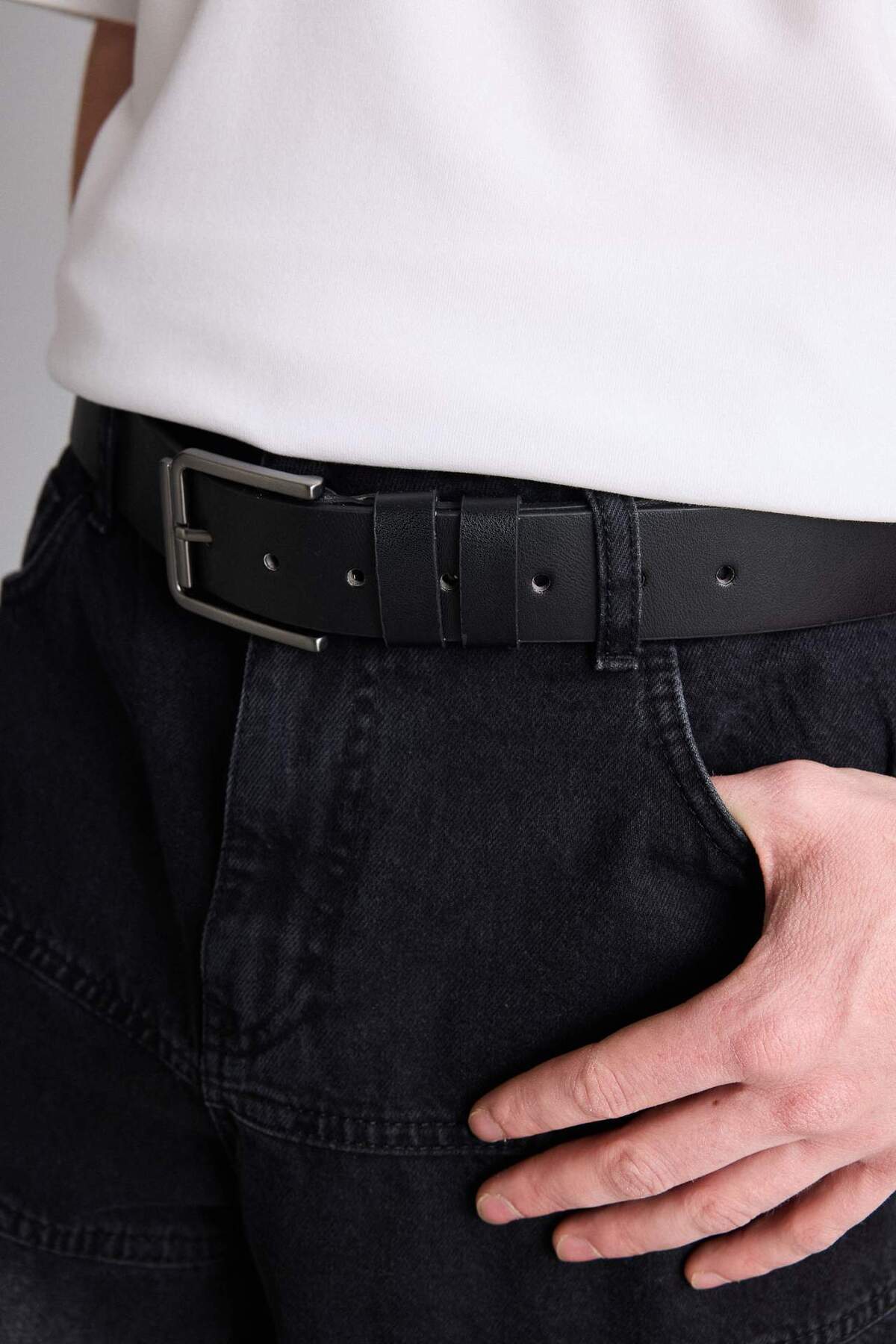 DeFacto Erkek Dikdörtgen Toka Suni Deri Jean Kemeri H5073AXNS