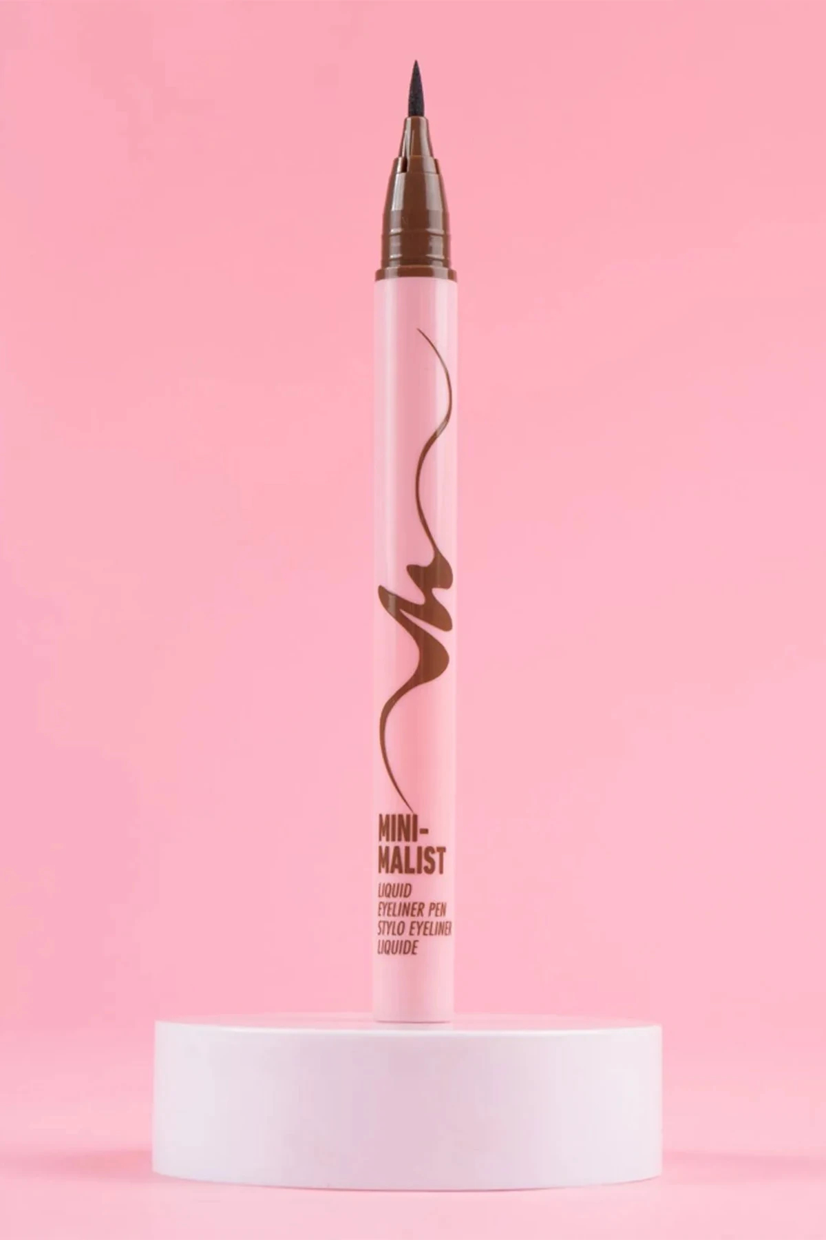 Lisanslı Minimalist Serisi İnce Uçlu Eyeliner – Uzun Süre Kalıcı ve Hassas Sürüş (03 Kızıl Kahve) — رنگارنگ 2017454111105 — تصویر 3 از 6