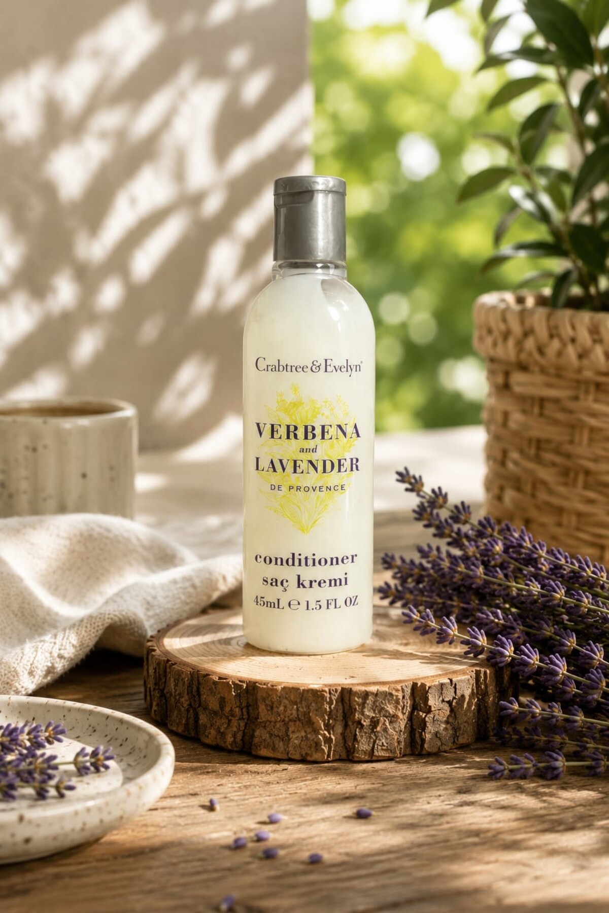 Crabtree & Evelyn's Verbena & Lavender Saç Kremi 45 ML — 2828 — تصویر 3 از 6