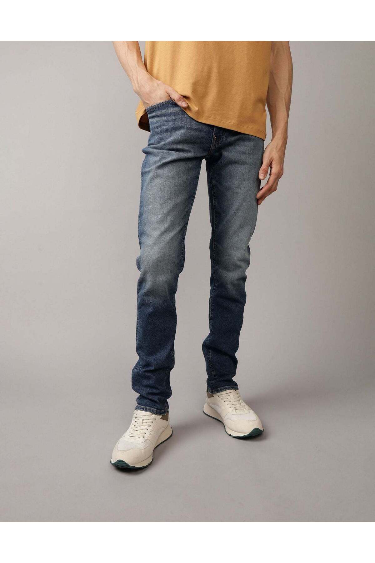 American Eagle AE AirFlex+ Slim Jean