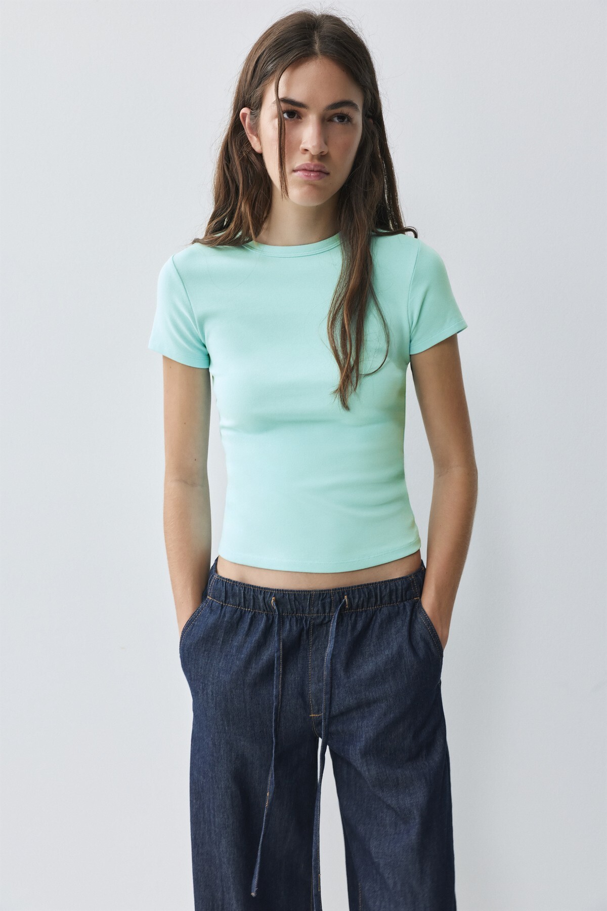 Short sleeve fitted tee