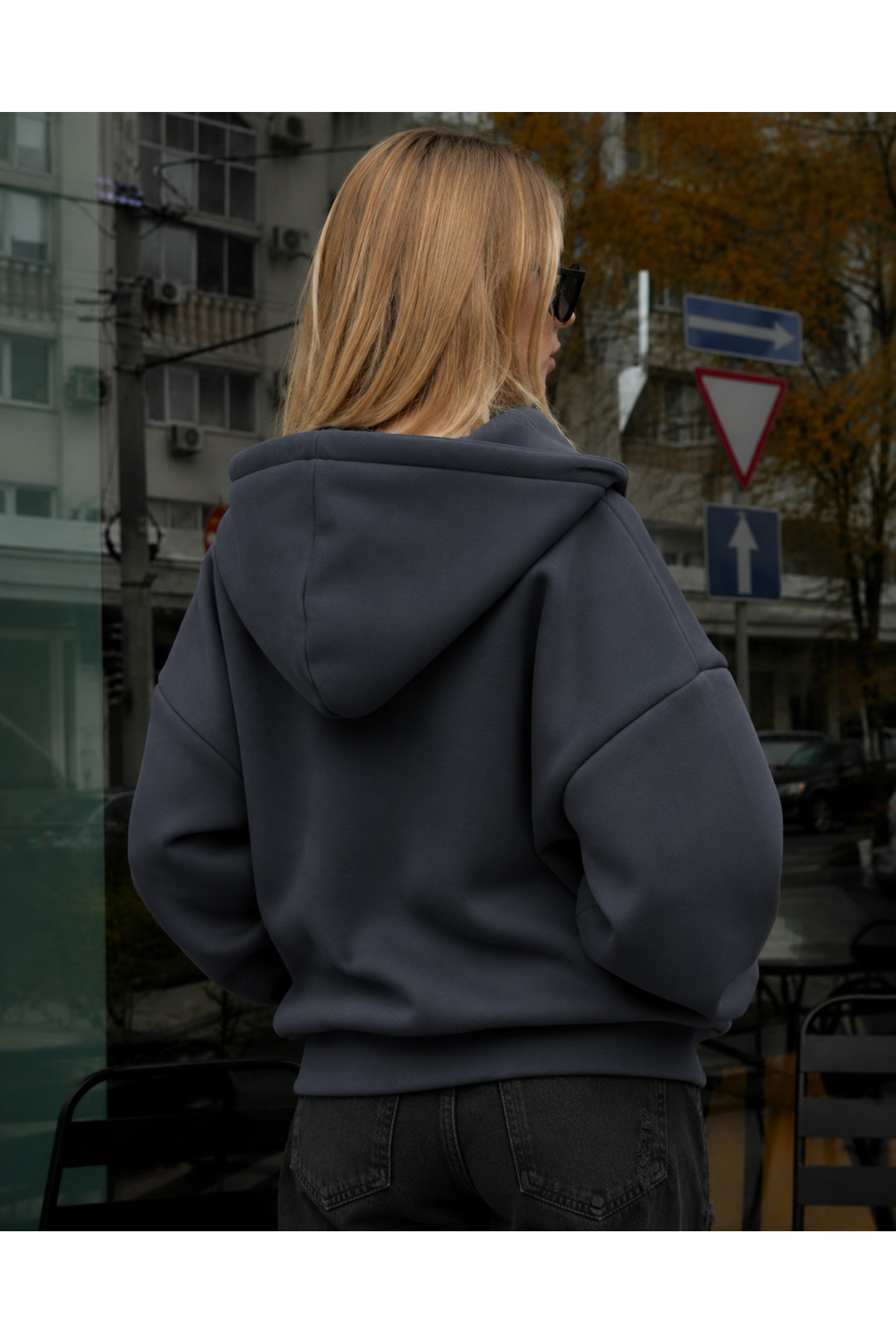 YAKAMEL KADIN OVERSİZE KAPÜŞONLU FERMUARLI HIRKA SWEATSHIRT görsel 2