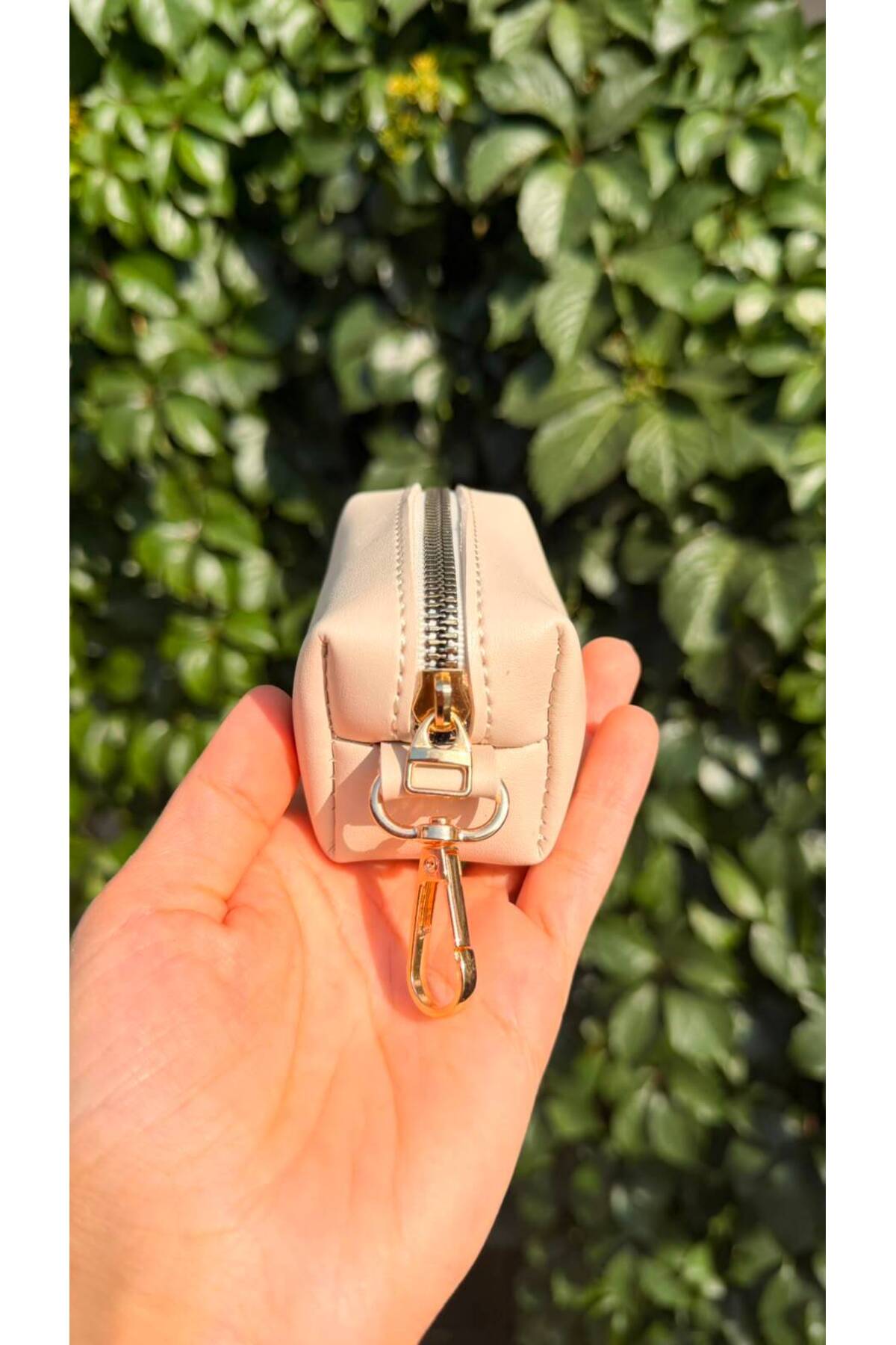 ATÖLYE ZÜMRA Vegan Deri Mini Charmlı Organizer Çanta, Fermuarlı Çok Amaçlı Düzenleyici görsel 4