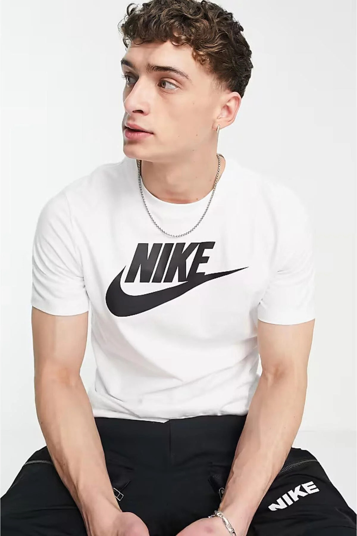 Nike Sportswear Icon Futura Tshirt