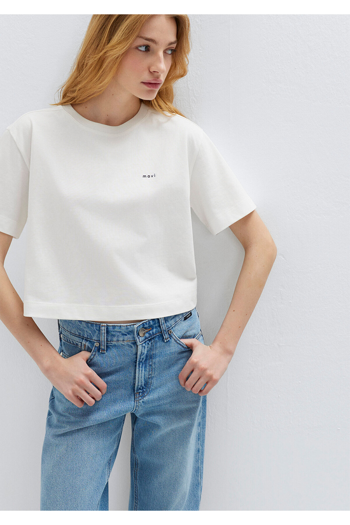 Logo Printed Ecru T-Shirt Crop / Short Cut1613984-70057