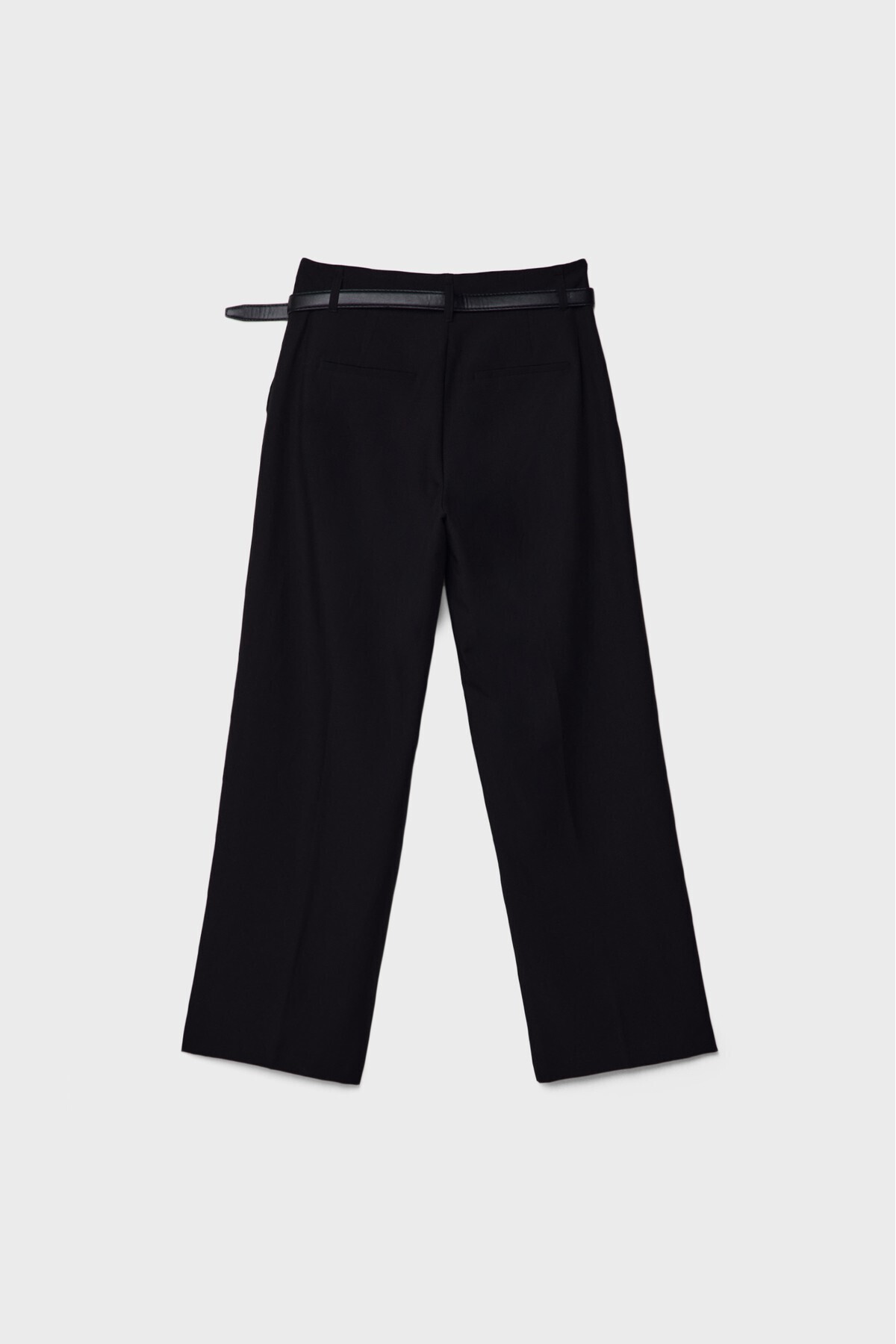 Stradivarius Kemerli ve dökümlü straight fit kumaş pantolon görsel 7