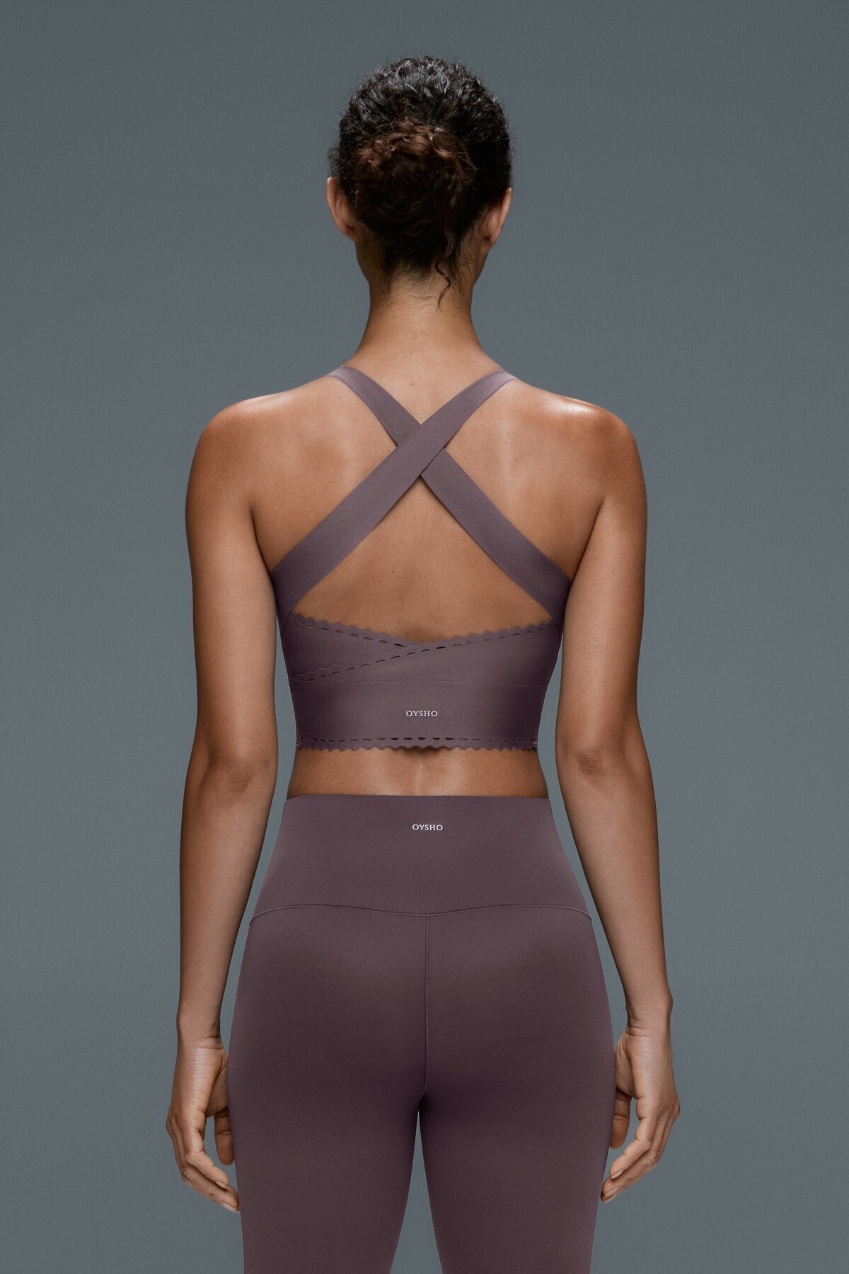 Oysho Perfect-adapt orta destekli spor sütyeni