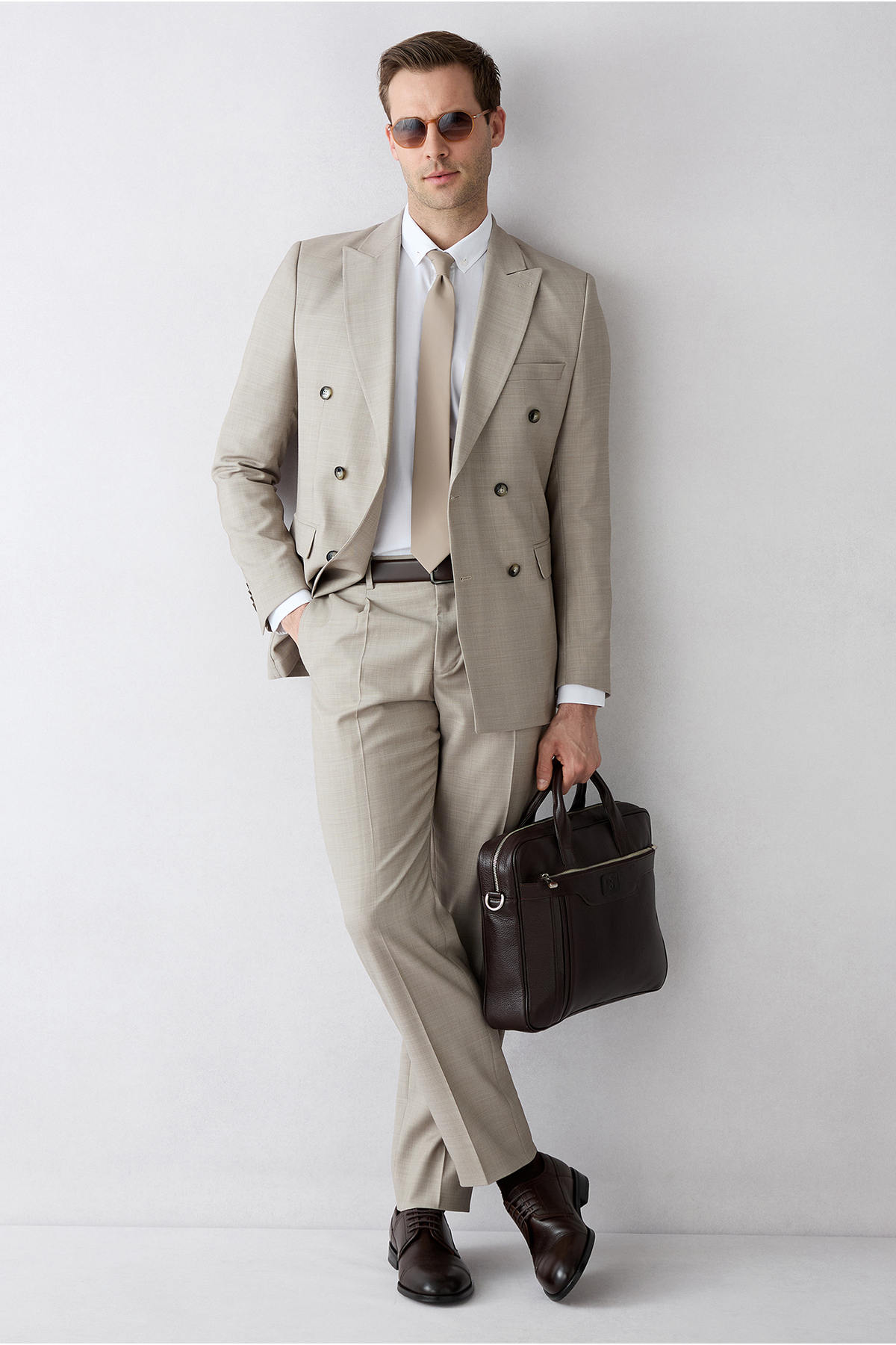 Kiğılı 7 Drop Slim Fit Dar Kesim Sivri Yaka Yünlü Kruvaze Kapama Takım Elbise