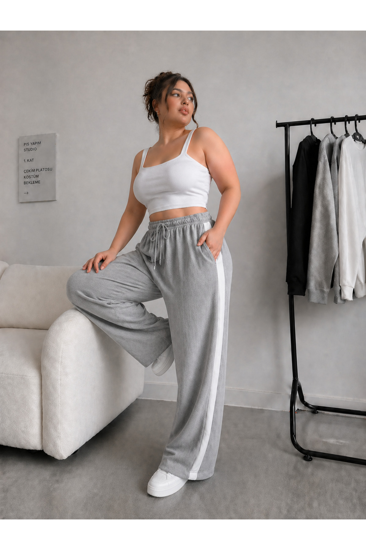 DAXİS Sportwear Company KADIN BAGGY BOL PAÇA ŞERİT DETAYLI EŞOFMAN ALTI görsel 2