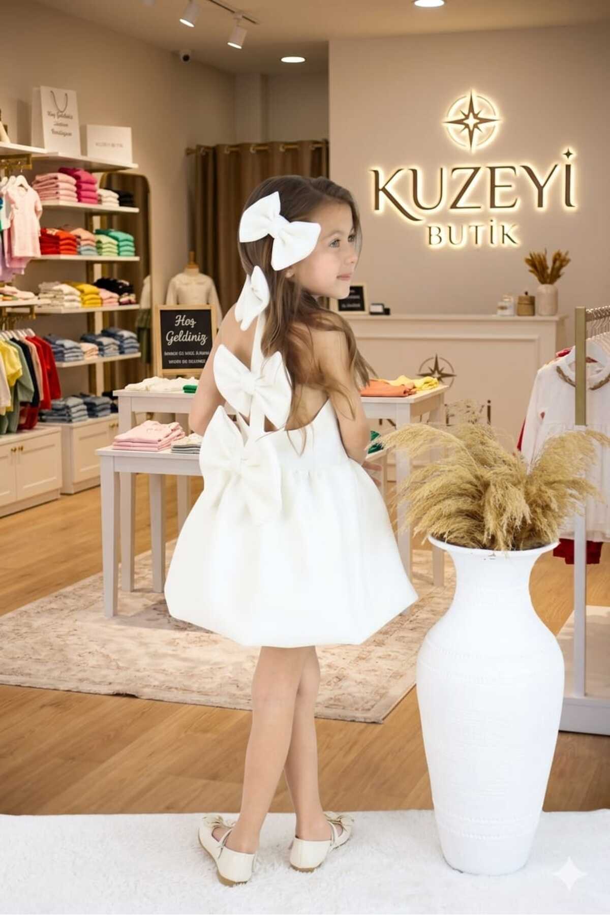 Kuzeyi Butik Kız çocuk özel günler için özel tasarım şık prenses abiye
