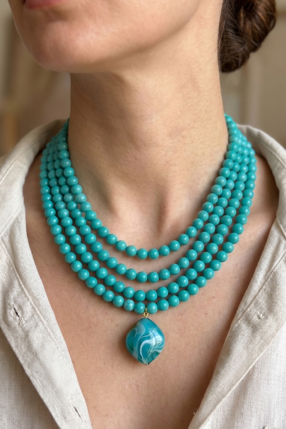 MULTIPLE ALAÇATI BEADS ACRYLIC NECKLACE