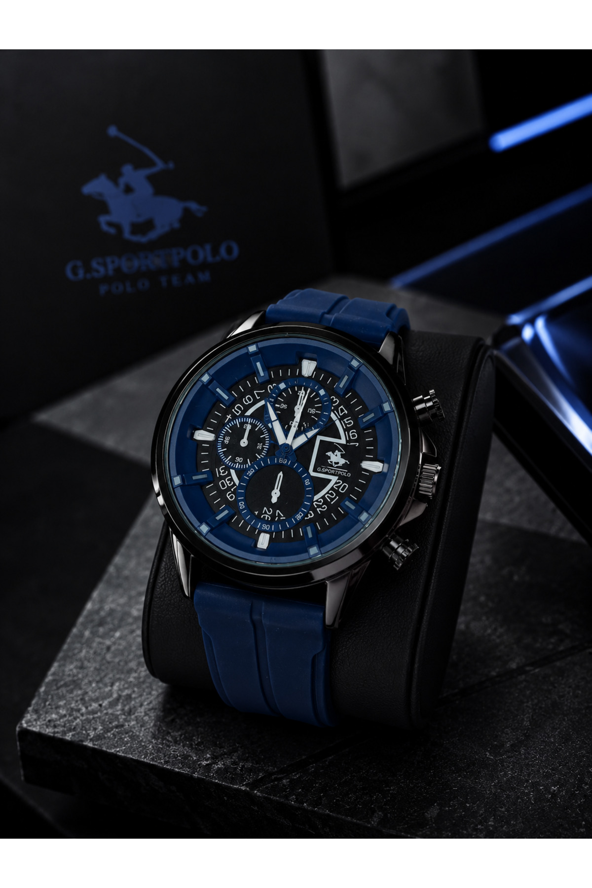 Premium Men's Watch with Silicone Strap (Fits Every Wristband)