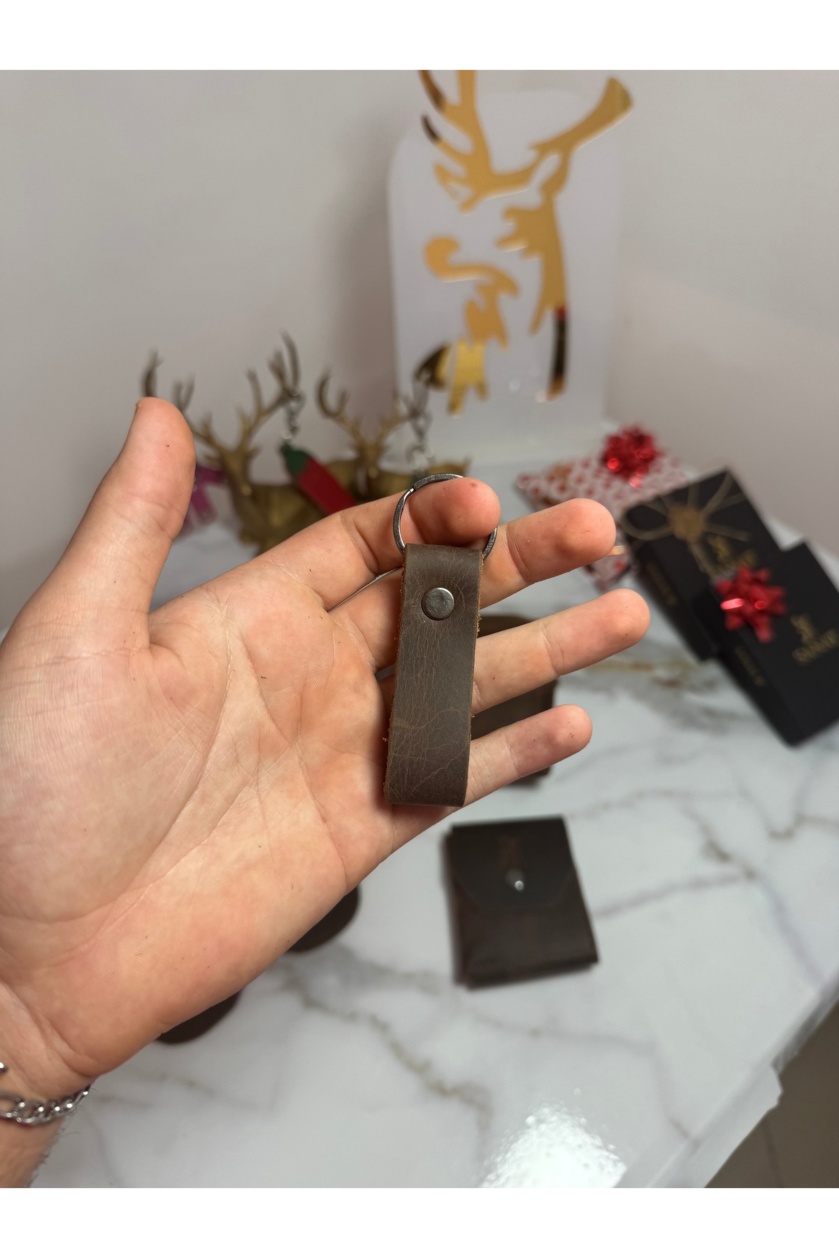 SANAT %100 Hakiki Crazy Deri Minimalist 5'li Aksesuar Seti El Çantası - Cüzdan - Kartlık - Gözlük Kılıfı - Anahtarlık Seti görsel 6