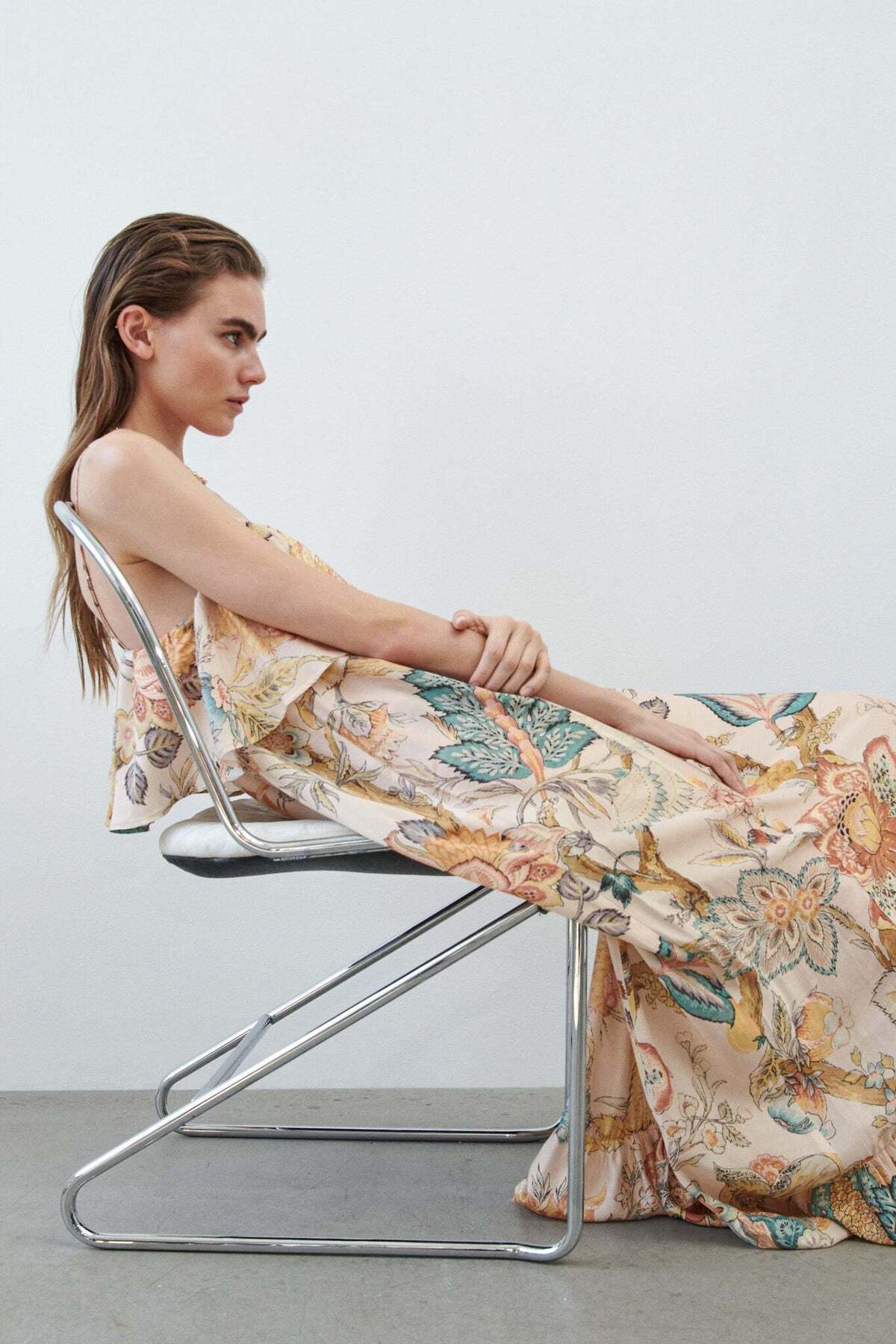 H&M Frill-trimmed A-line dress
