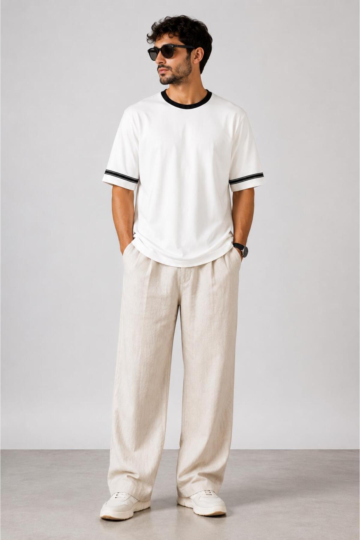 ALEXANDERGARDI Contrast Collar Basic T-Shirt with Stripe Detail