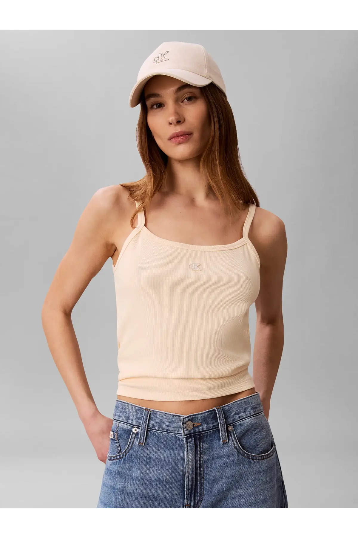 تیشرتزنانهCalvin Kleinرنگ کرم